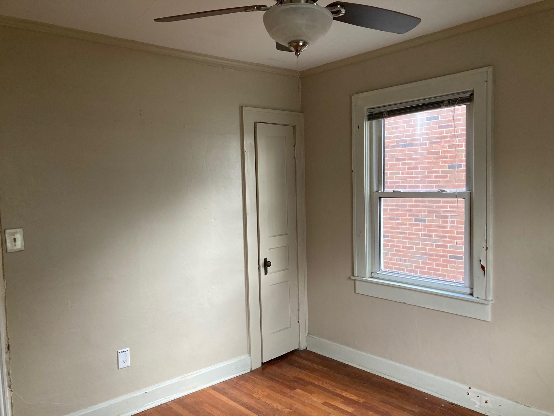 1639 Daviess Street, Owensboro, Kentucky 42303, 3 Bedrooms Bedrooms, ,1 BathroomBathrooms,Single Family Residence,For Sale,Daviess Street,89193
