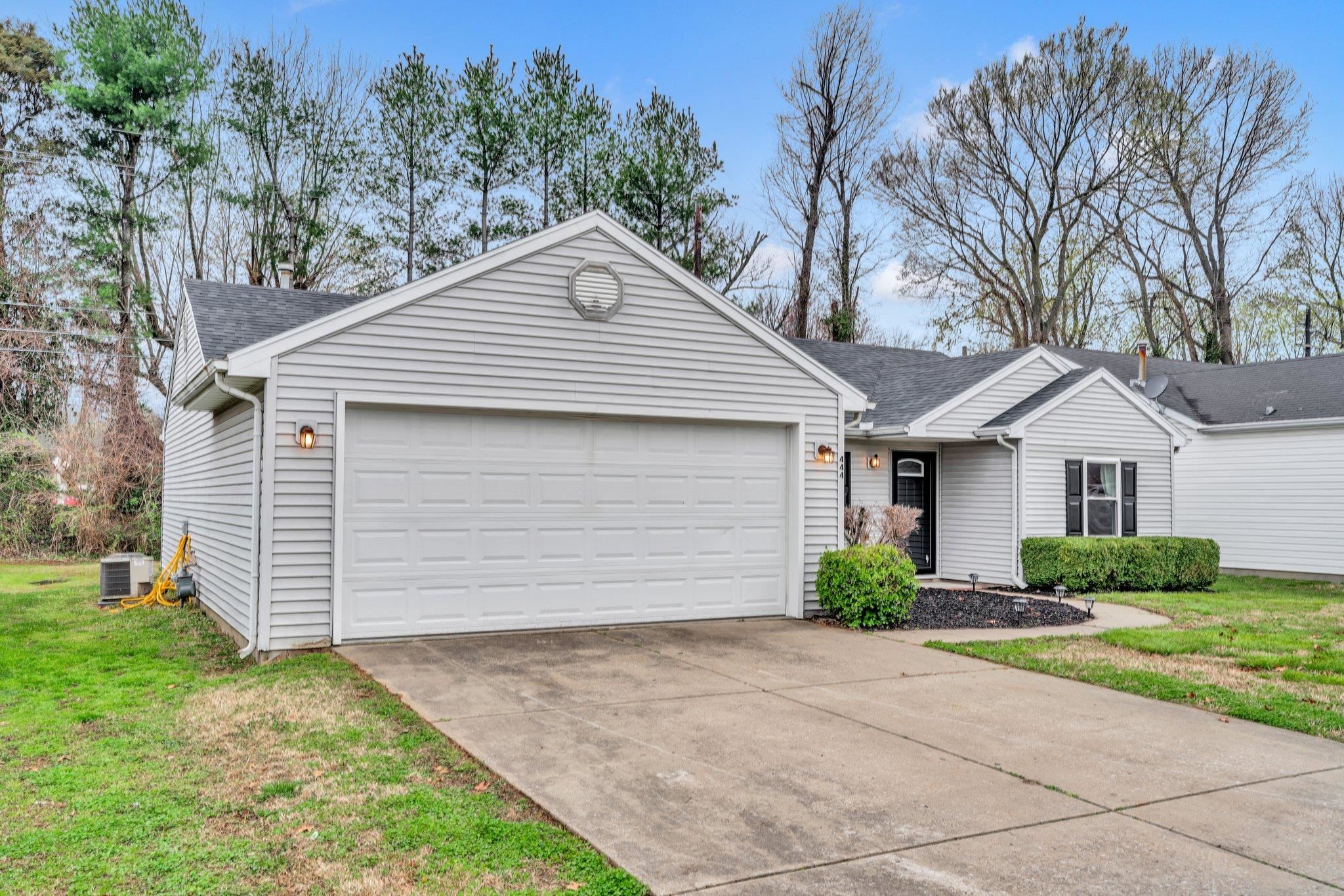 444 Canoe Creek Drive, Henderson, Kentucky 42420, 3 Bedrooms Bedrooms, ,2 BathroomsBathrooms,Single Family Residence,For Sale,Canoe Creek Drive,89196