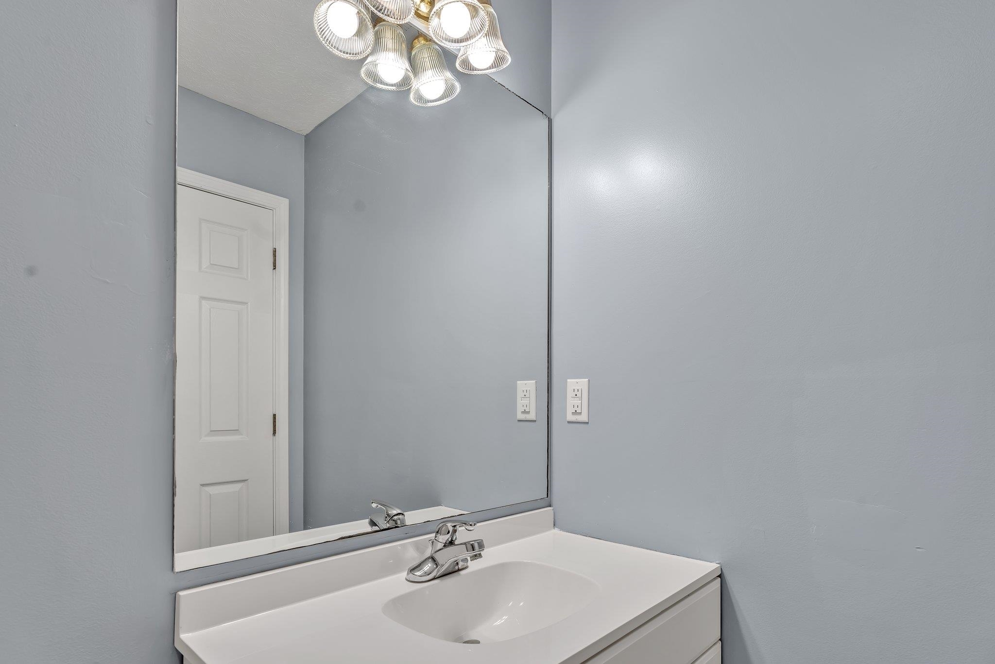 444 Canoe Creek Drive, Henderson, Kentucky 42420, 3 Bedrooms Bedrooms, ,2 BathroomsBathrooms,Single Family Residence,For Sale,Canoe Creek Drive,89196