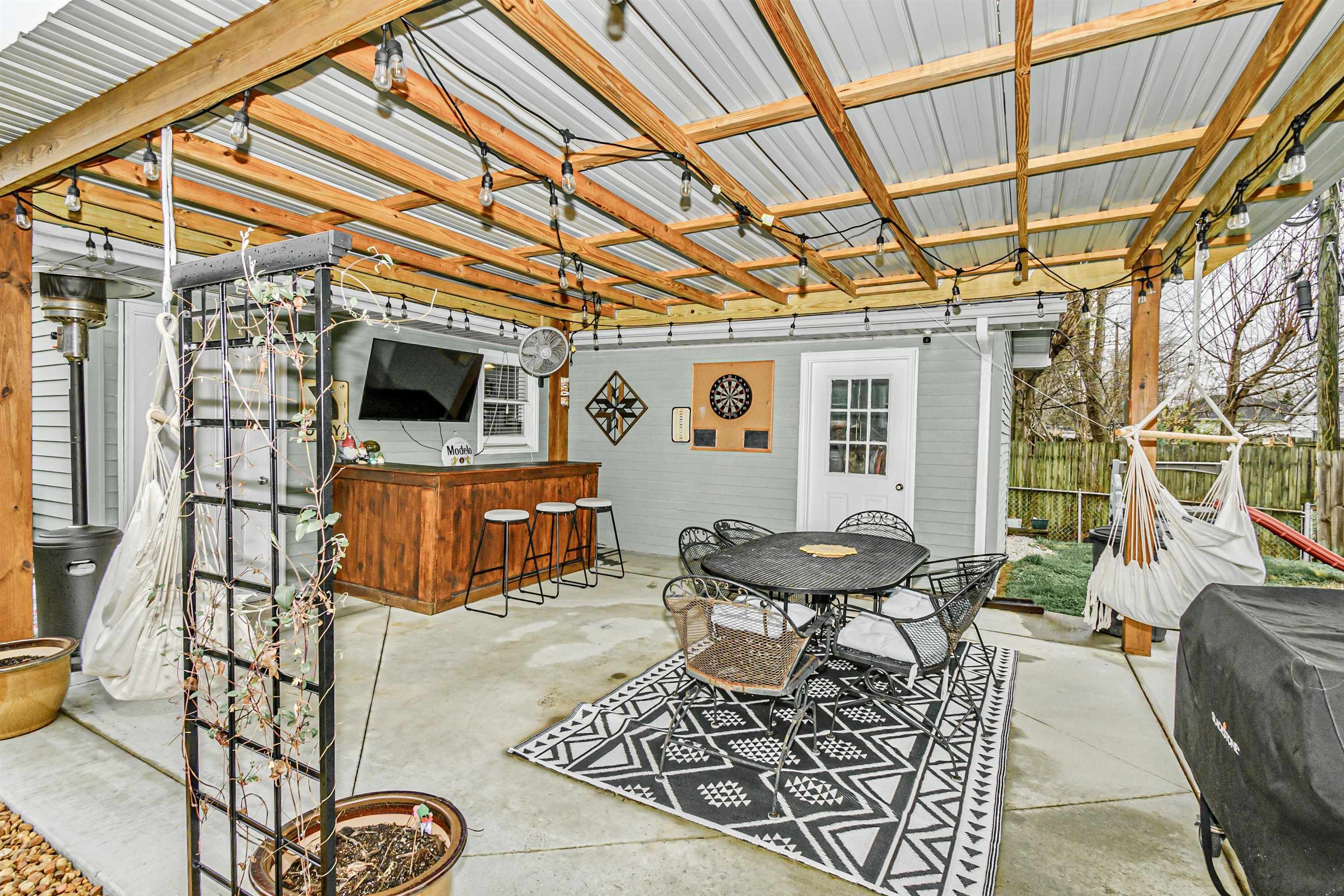 1806 Standish Place, Owensboro, Kentucky 42301, 3 Bedrooms Bedrooms, ,1 BathroomBathrooms,Single Family Residence,For Sale,Standish Place,89199
