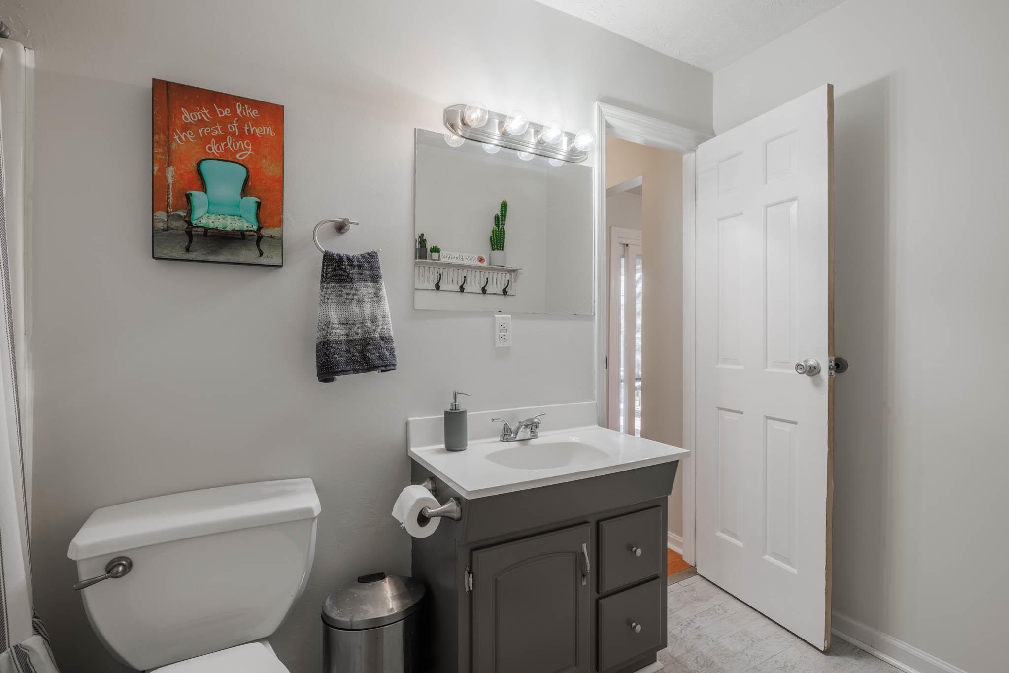 3231 Meadowland Drive, Owensboro, Kentucky 42303, 4 Bedrooms Bedrooms, ,2 BathroomsBathrooms,Single Family Residence,For Sale,Meadowland Drive,89201