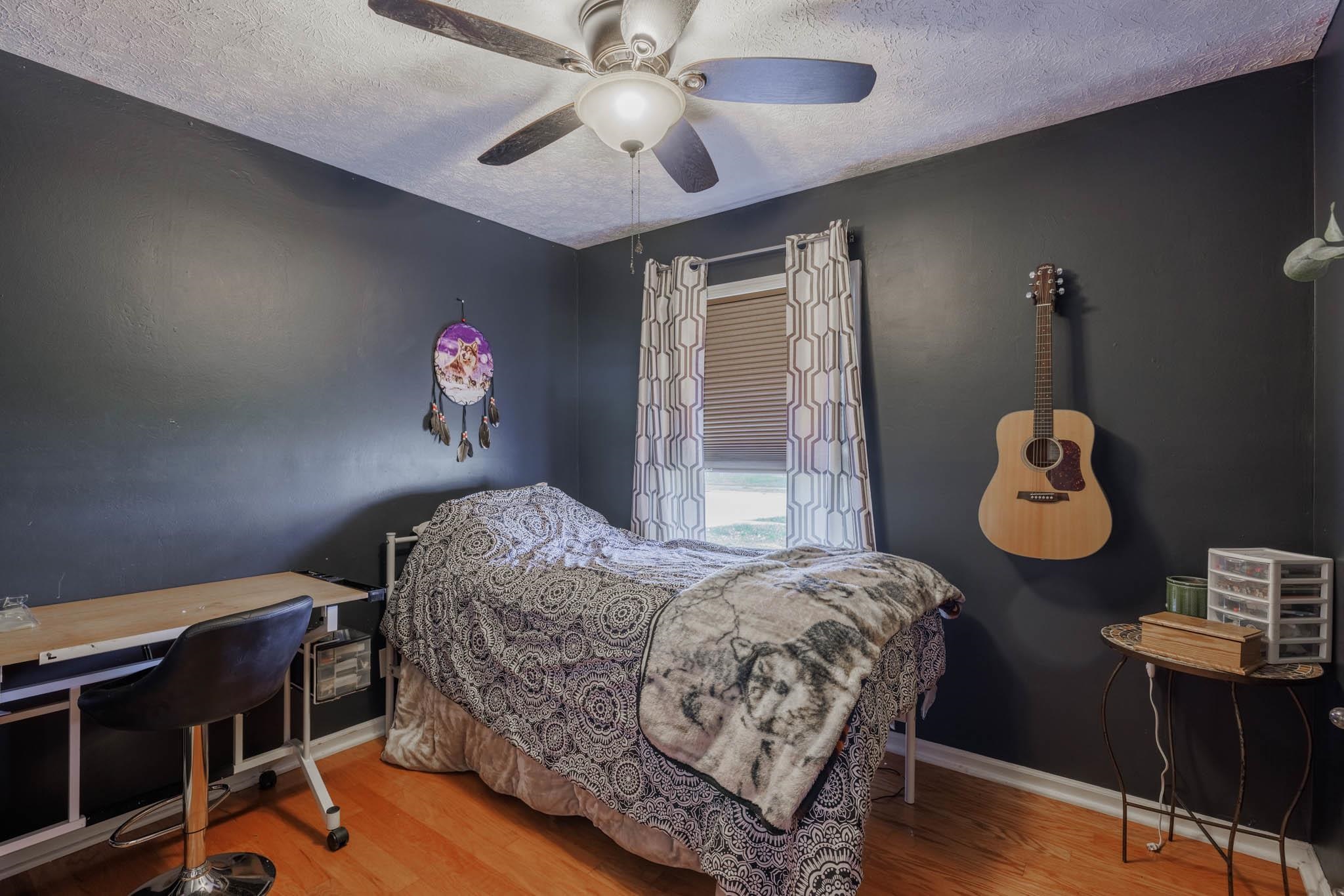 3231 Meadowland Drive, Owensboro, Kentucky 42303, 4 Bedrooms Bedrooms, ,2 BathroomsBathrooms,Single Family Residence,For Sale,Meadowland Drive,89201