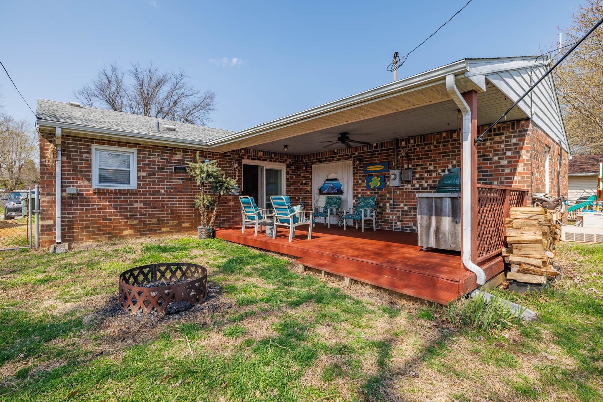 3231 Meadowland Drive, Owensboro, Kentucky 42303, 4 Bedrooms Bedrooms, ,2 BathroomsBathrooms,Single Family Residence,For Sale,Meadowland Drive,89201