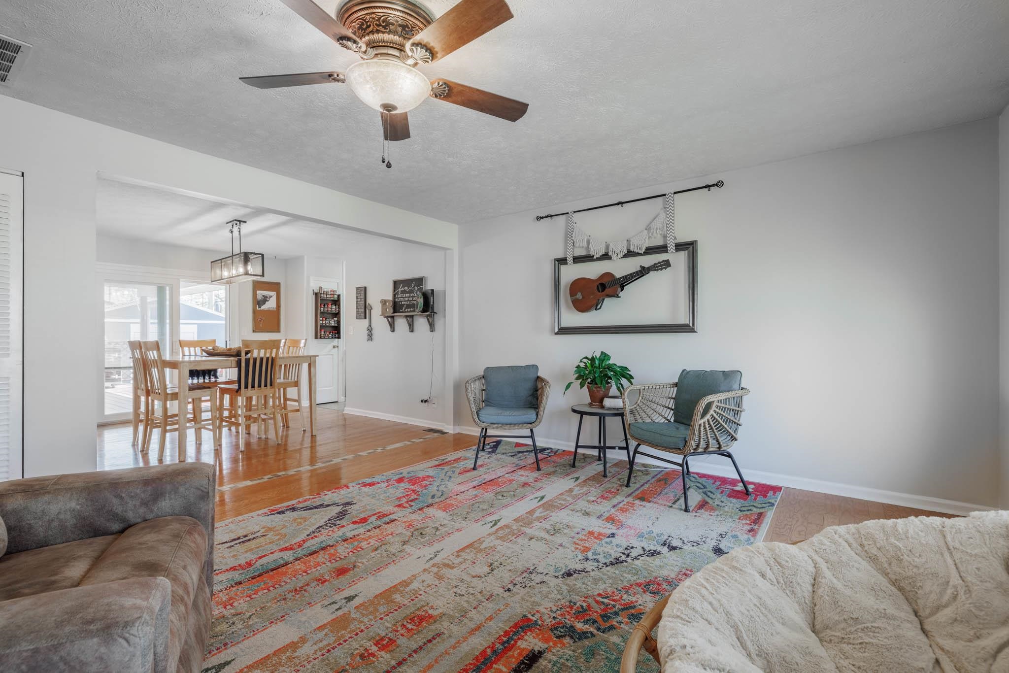 3231 Meadowland Drive, Owensboro, Kentucky 42303, 4 Bedrooms Bedrooms, ,2 BathroomsBathrooms,Single Family Residence,For Sale,Meadowland Drive,89201