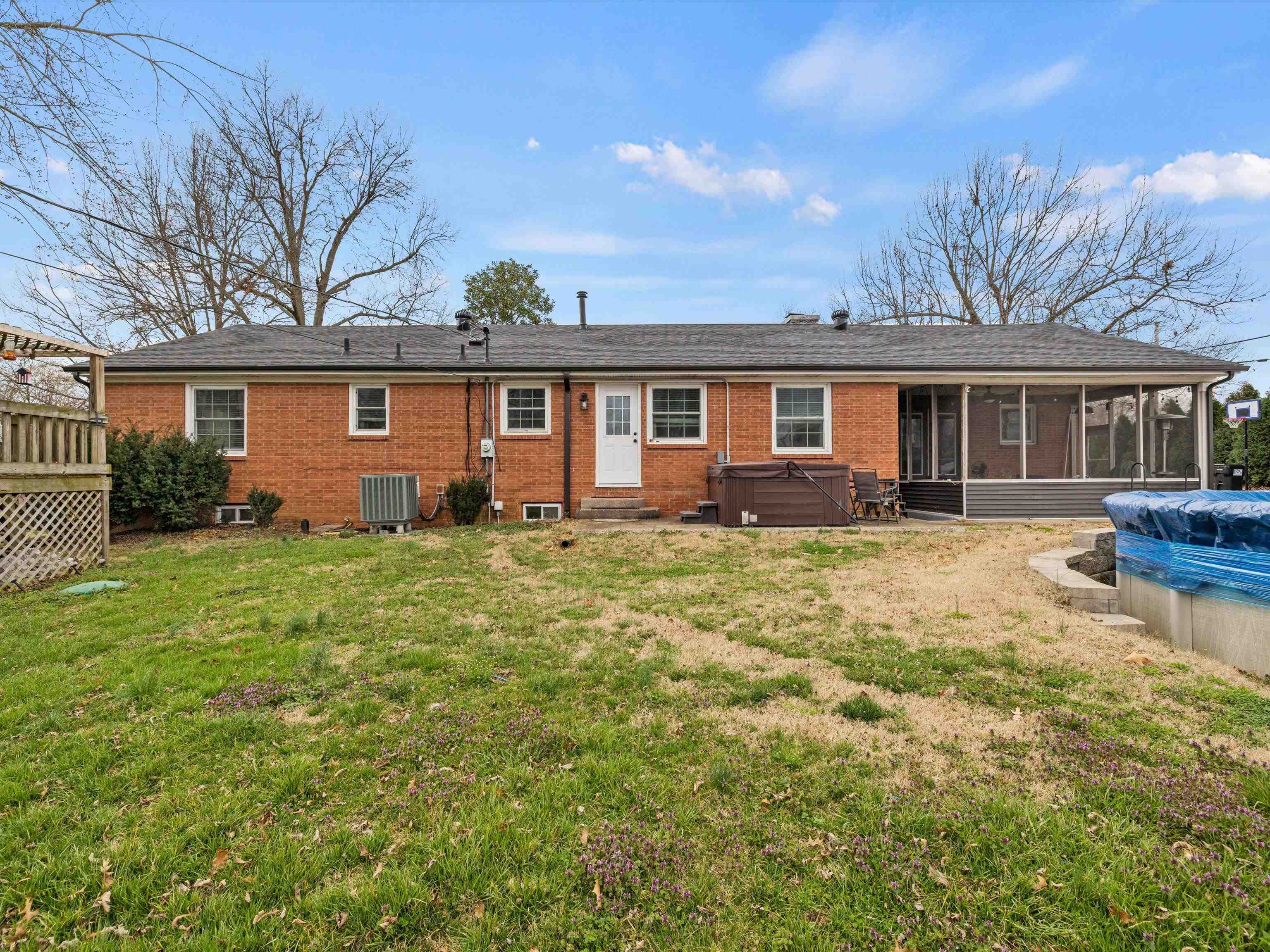 4707 Shell Drive, Owensboro, Kentucky 42303, 3 Bedrooms Bedrooms, ,3 BathroomsBathrooms,Single Family Residence,For Sale,Shell Drive,89208