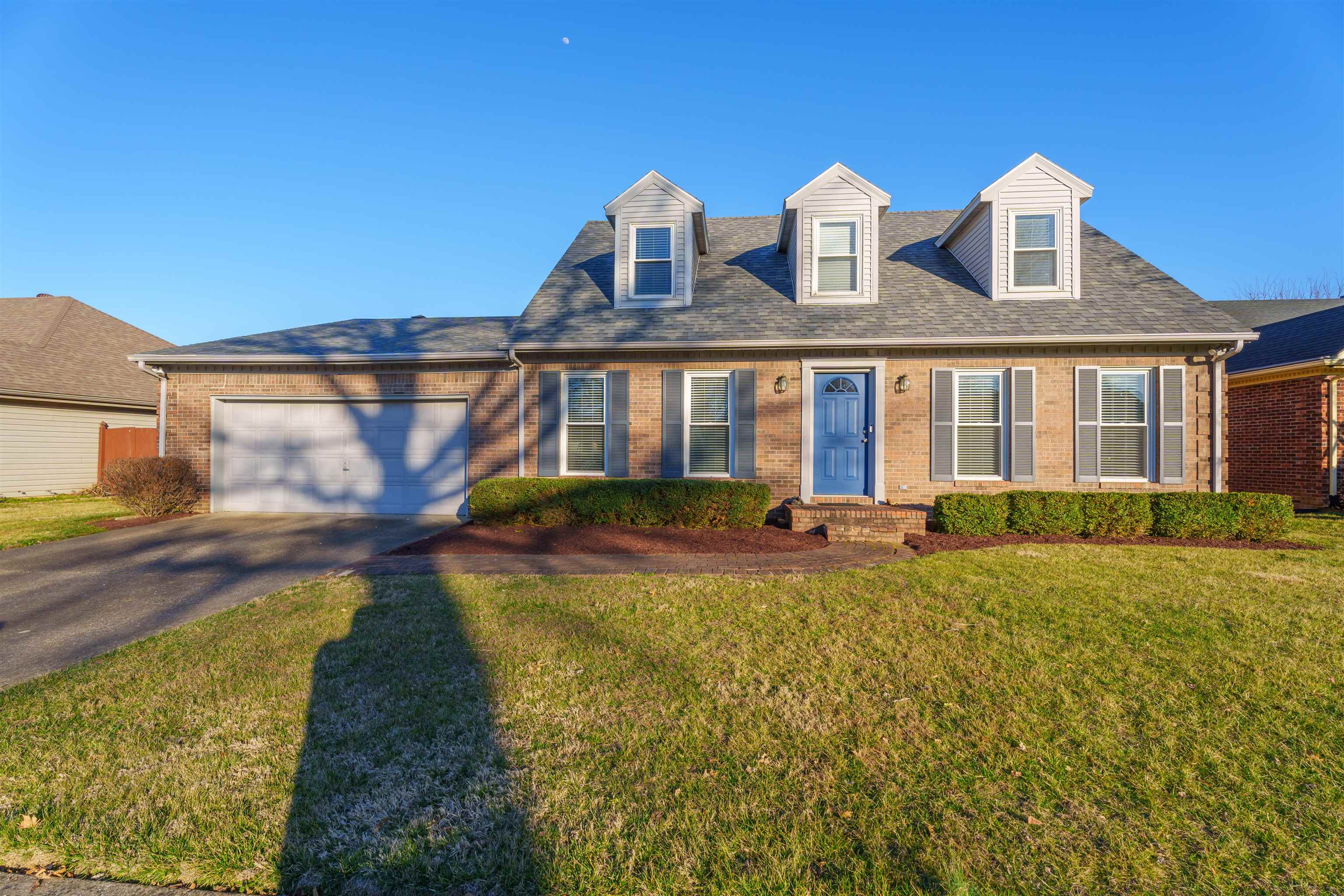 4309 Yorktown Place, Owensboro, Kentucky 42301, 4 Bedrooms Bedrooms, ,3 BathroomsBathrooms,Single Family Residence,For Sale,Yorktown Place,89212