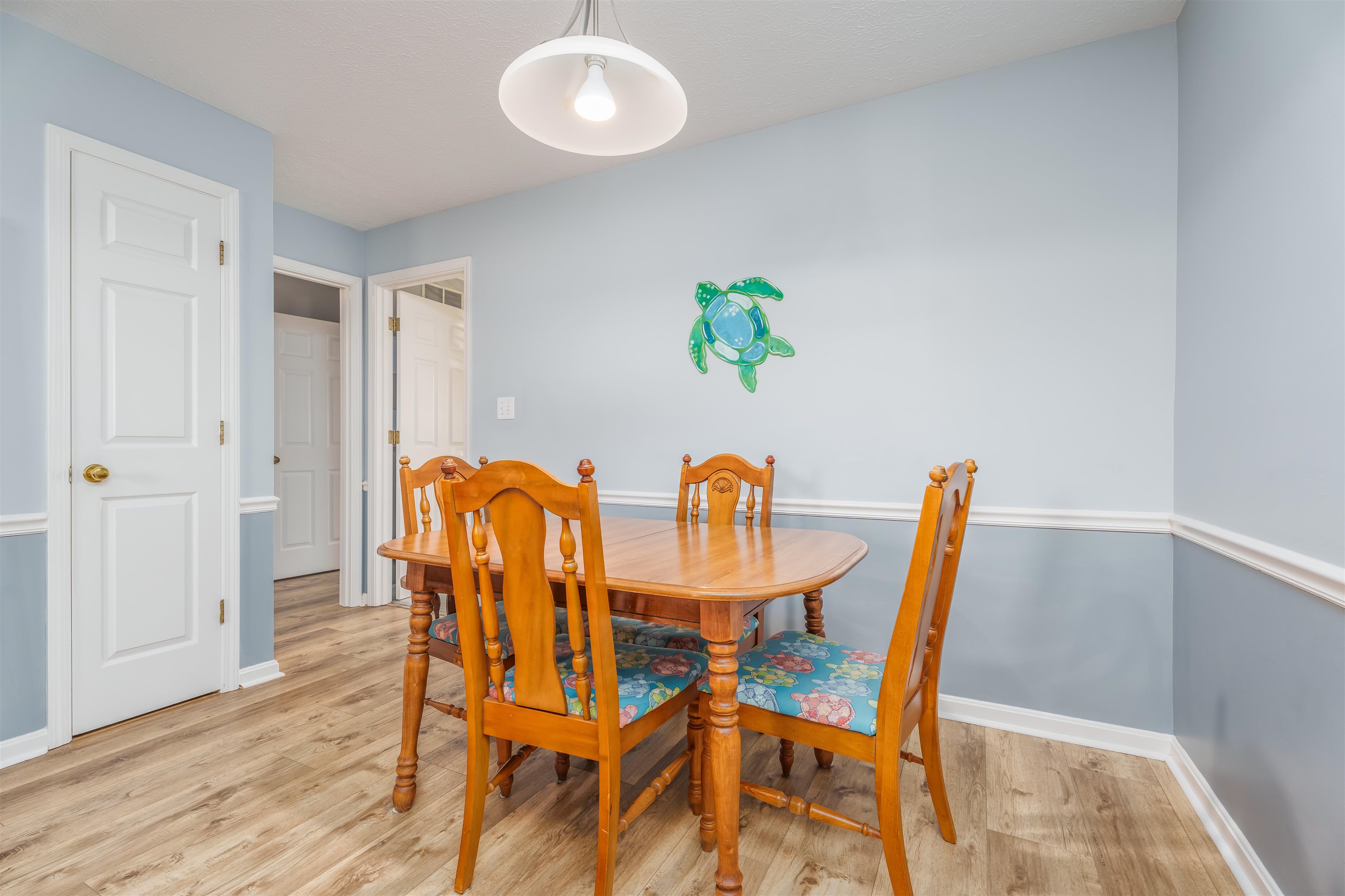 4309 Yorktown Place, Owensboro, Kentucky 42301, 4 Bedrooms Bedrooms, ,3 BathroomsBathrooms,Single Family Residence,For Sale,Yorktown Place,89212