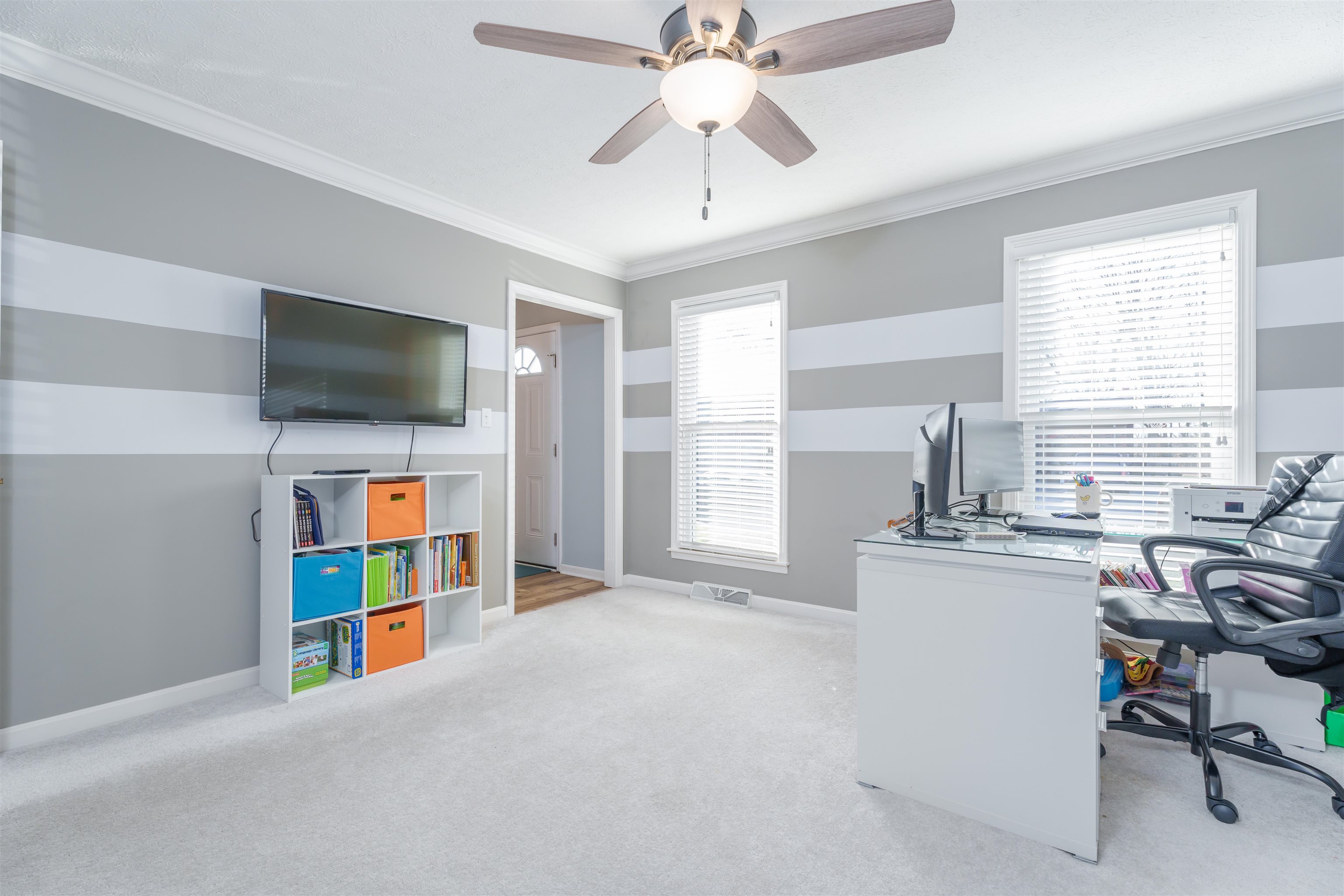 4309 Yorktown Place, Owensboro, Kentucky 42301, 4 Bedrooms Bedrooms, ,3 BathroomsBathrooms,Single Family Residence,For Sale,Yorktown Place,89212