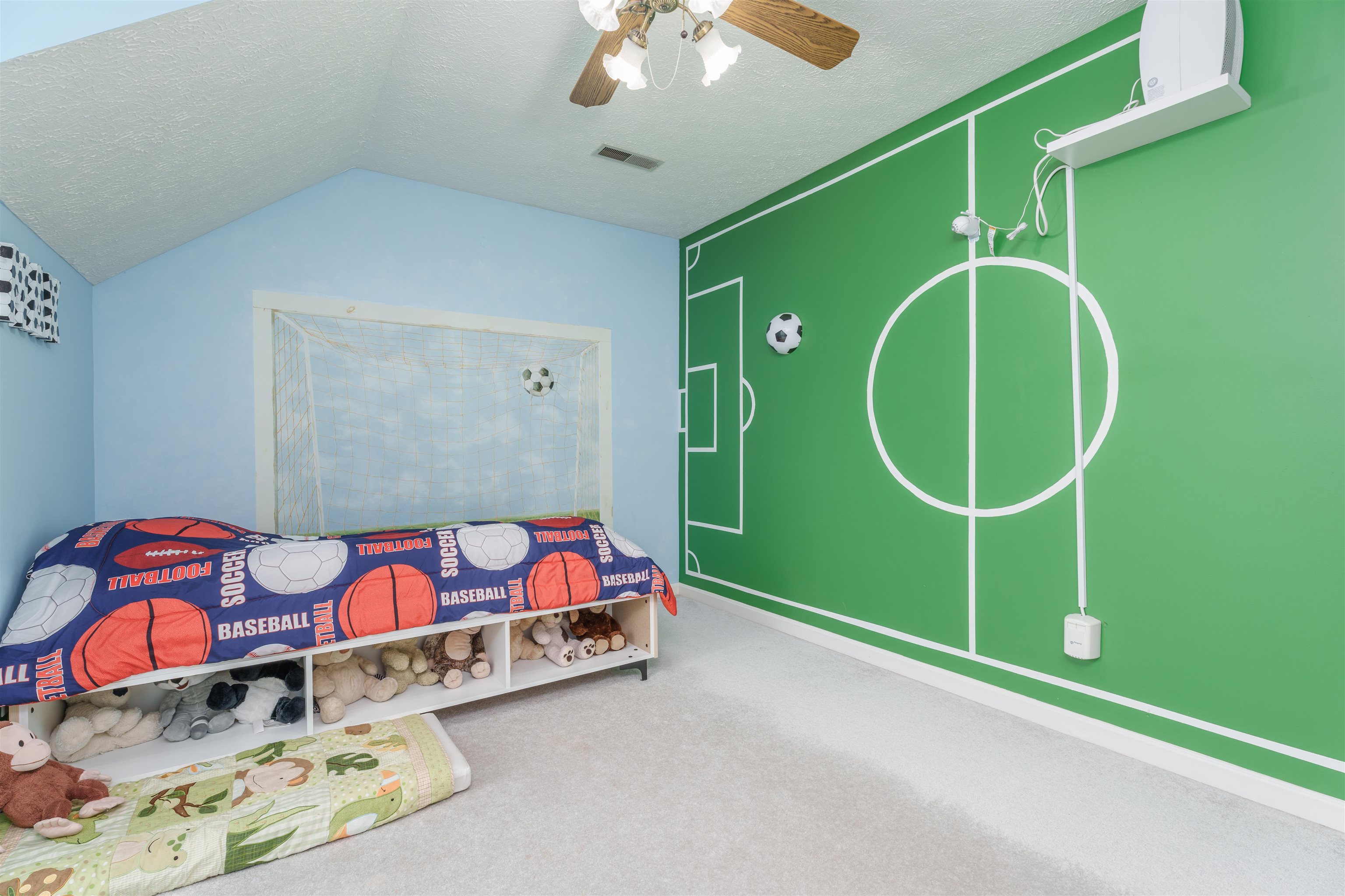 4309 Yorktown Place, Owensboro, Kentucky 42301, 4 Bedrooms Bedrooms, ,3 BathroomsBathrooms,Single Family Residence,For Sale,Yorktown Place,89212