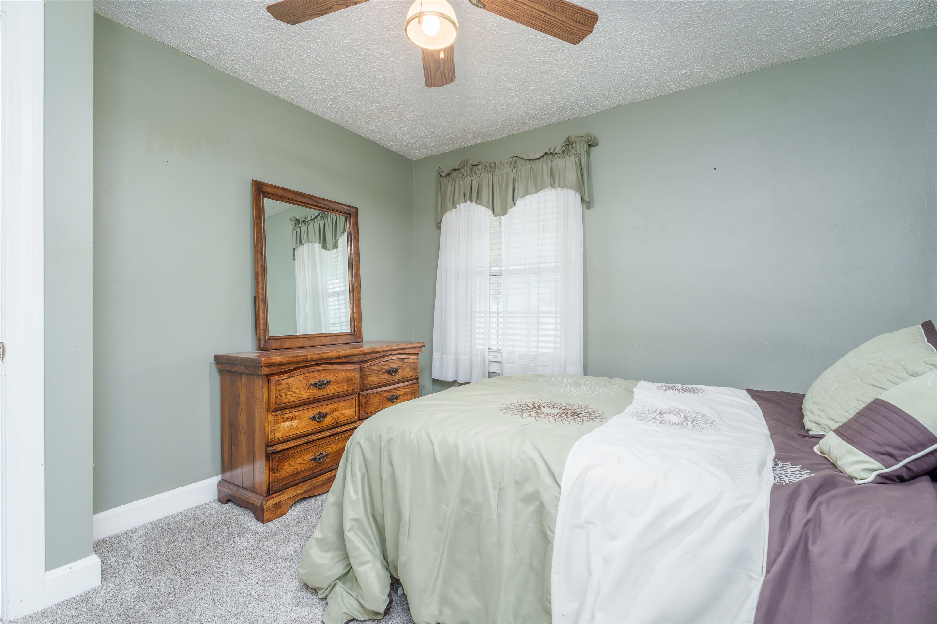 1822 Cecelia Court, Owensboro, Kentucky 42301, 4 Bedrooms Bedrooms, ,1 BathroomBathrooms,Single Family Residence,For Sale,Cecelia Court,89213