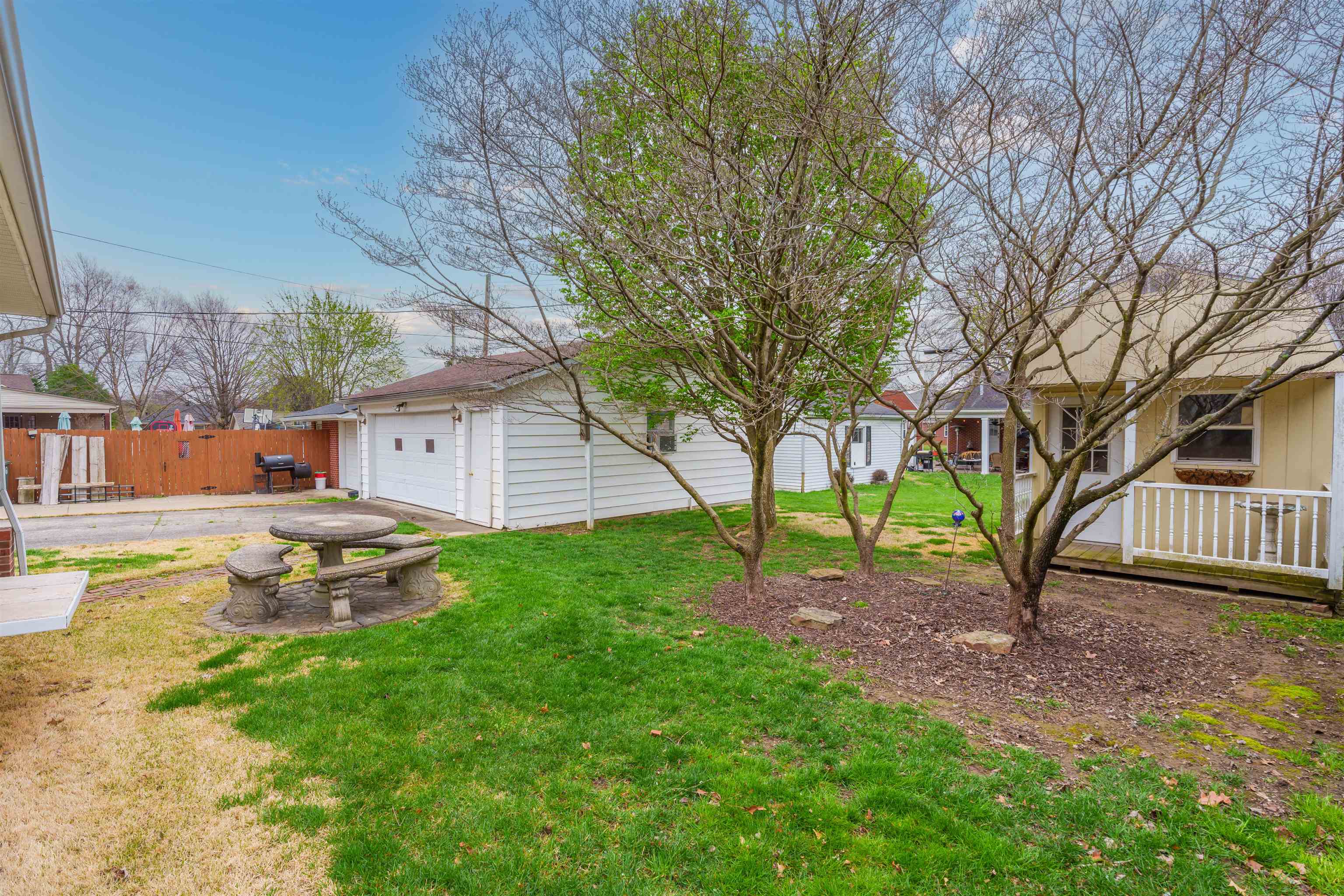 1822 Cecelia Court, Owensboro, Kentucky 42301, 4 Bedrooms Bedrooms, ,1 BathroomBathrooms,Single Family Residence,For Sale,Cecelia Court,89213