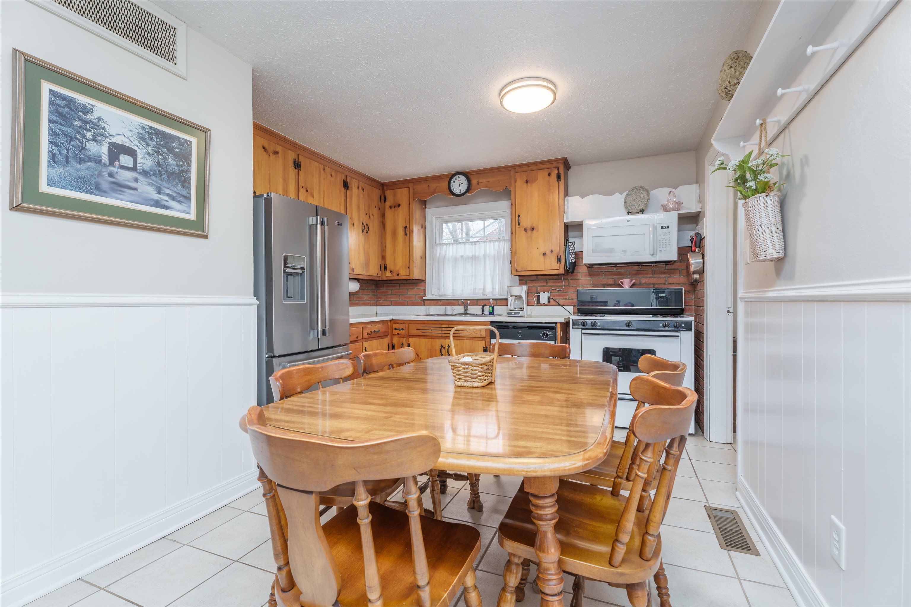1822 Cecelia Court, Owensboro, Kentucky 42301, 4 Bedrooms Bedrooms, ,1 BathroomBathrooms,Single Family Residence,For Sale,Cecelia Court,89213