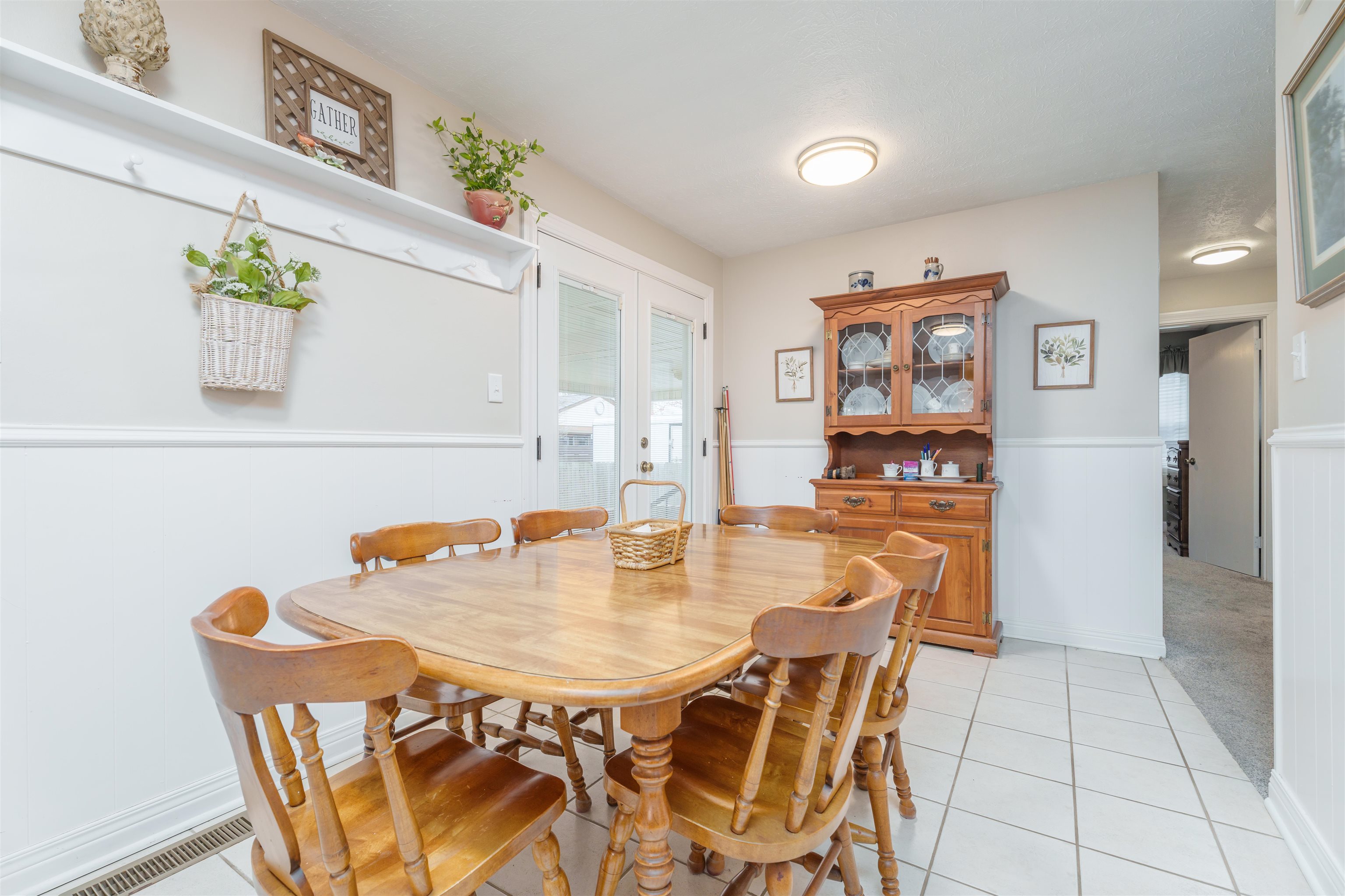1822 Cecelia Court, Owensboro, Kentucky 42301, 4 Bedrooms Bedrooms, ,1 BathroomBathrooms,Single Family Residence,For Sale,Cecelia Court,89213