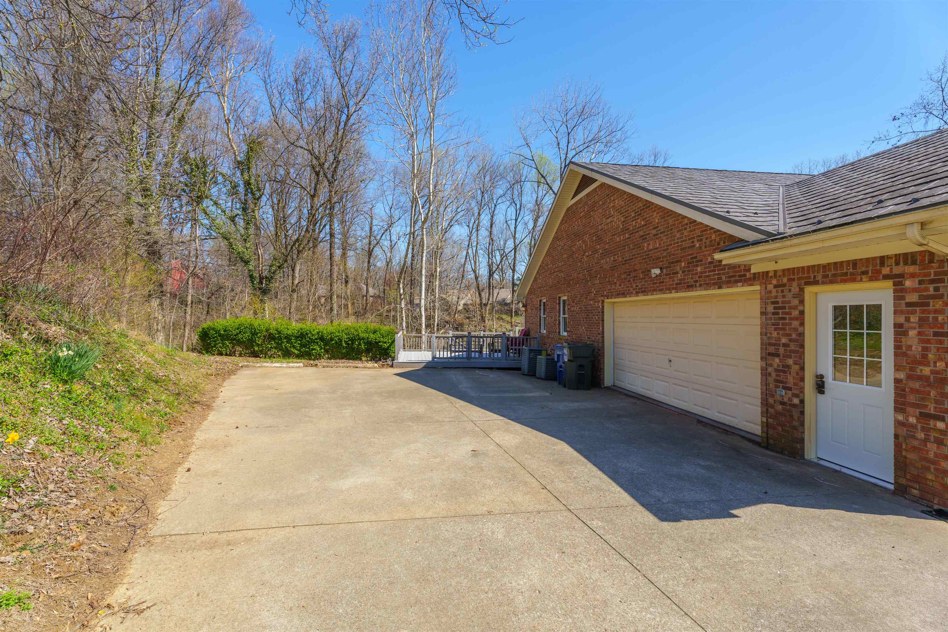 5361 Beech Hill Lane, Owensboro, Kentucky 42301, 5 Bedrooms Bedrooms, ,3 BathroomsBathrooms,Single Family Residence,For Sale,Beech Hill Lane,89222