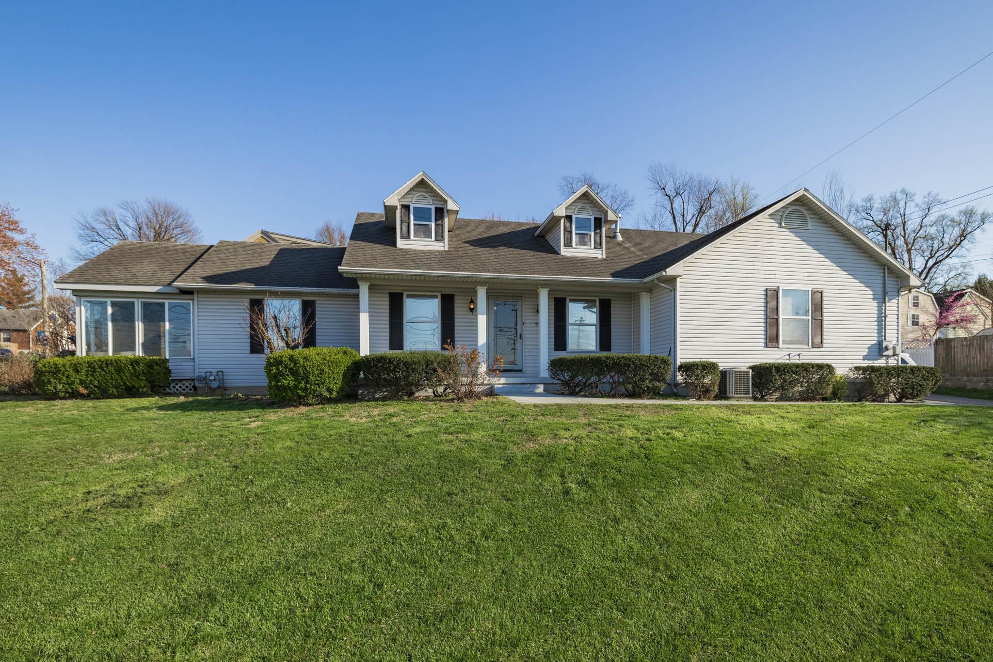 400 Highland Ct, Owensboro, Kentucky 42303, 3 Bedrooms Bedrooms, ,2 BathroomsBathrooms,Single Family Residence,For Sale,Highland Ct,89227