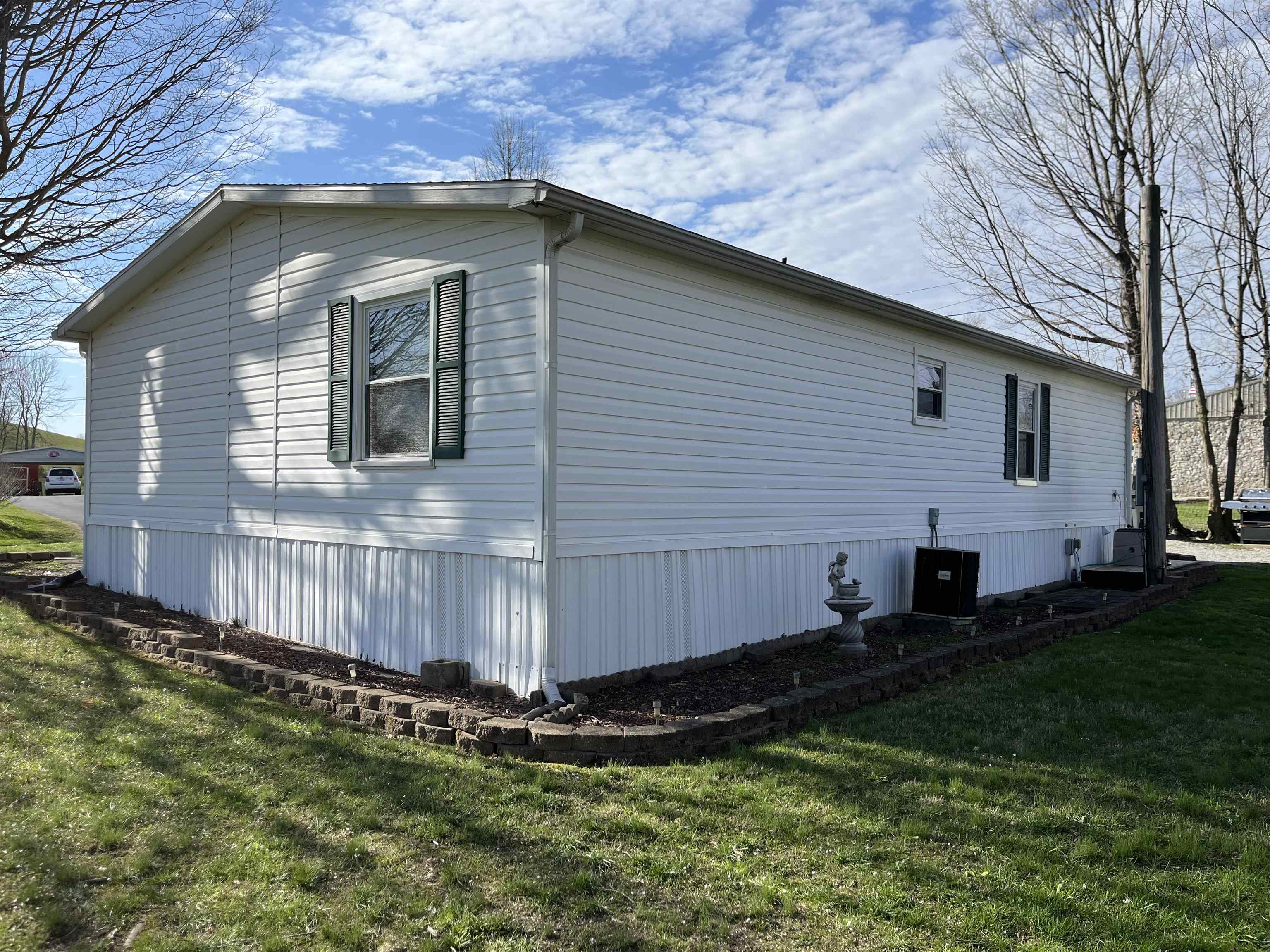 10418 Main Cross St., Whitesville, Kentucky 42378, 3 Bedrooms Bedrooms, ,2 BathroomsBathrooms,Manufactured Home,For Sale,Main Cross St.,89243