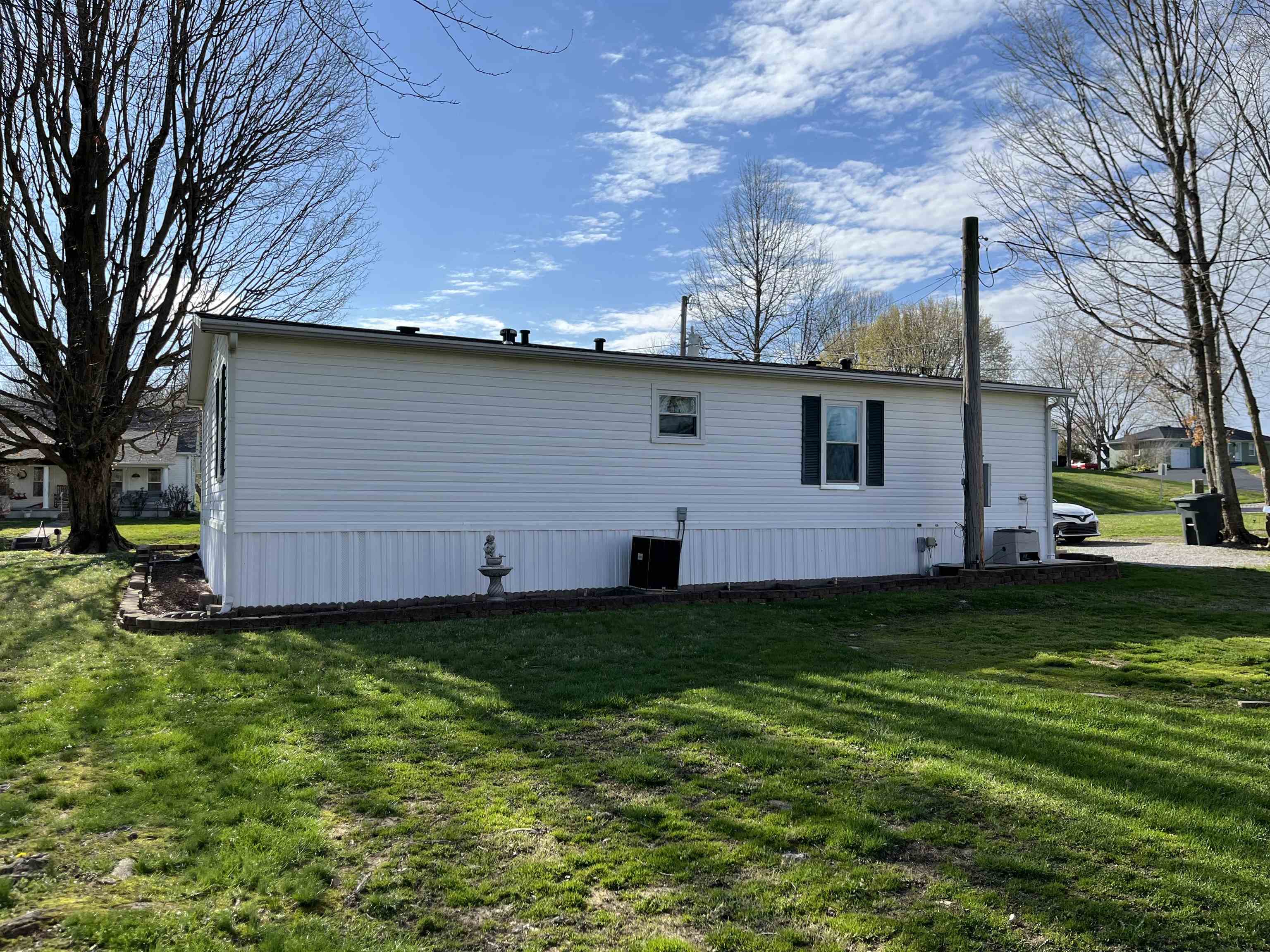 10418 Main Cross St., Whitesville, Kentucky 42378, 3 Bedrooms Bedrooms, ,2 BathroomsBathrooms,Manufactured Home,For Sale,Main Cross St.,89243