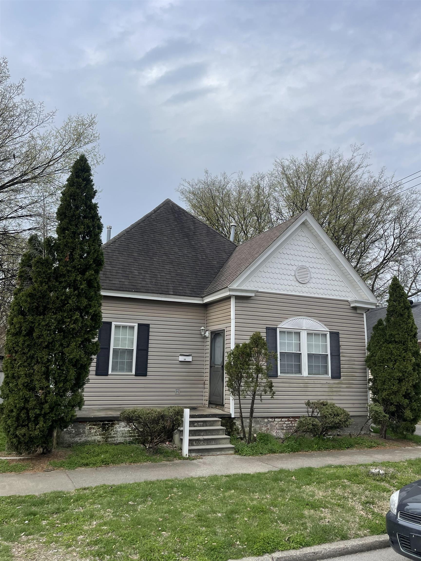 516 East 7th Street, Owensboro, Kentucky 42303, 2 Bedrooms Bedrooms, ,1 BathroomBathrooms,Single Family Residence,For Sale,East 7th Street,89268