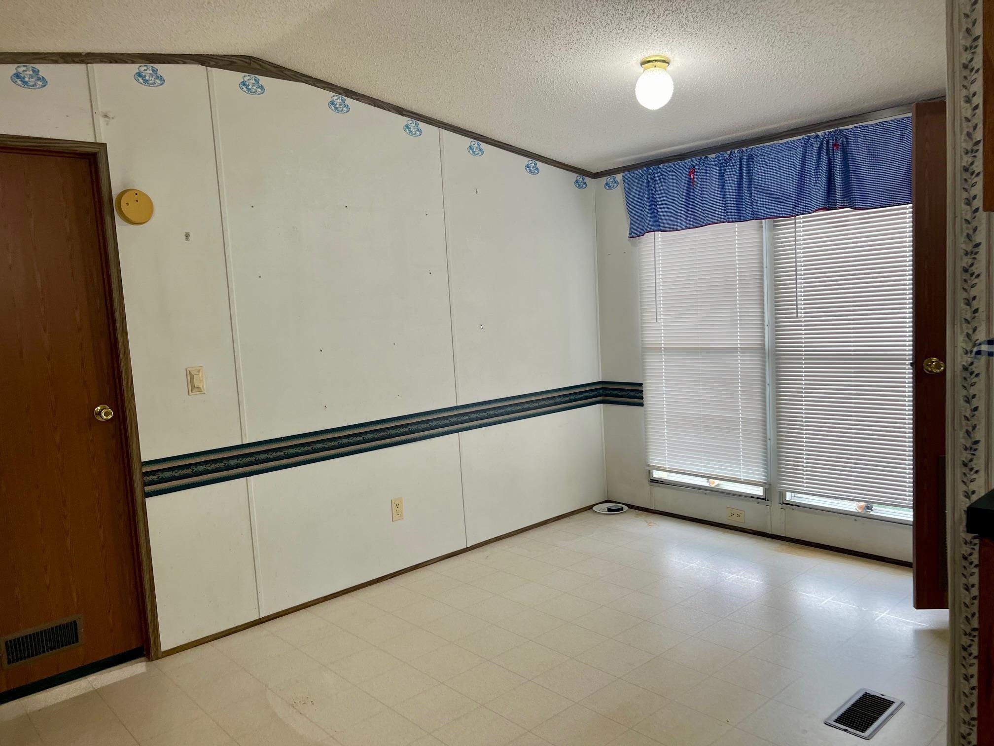 1000 Chesnut Grove Rd, Lewisport, Kentucky 42351, 3 Bedrooms Bedrooms, ,2 BathroomsBathrooms,Manufactured Home,For Sale,Chesnut Grove Rd,89311