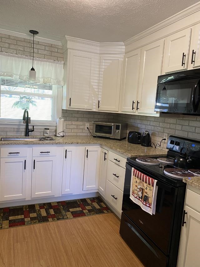 2375 St. Rt. 144, Hawesville, Kentucky 42348, 2 Bedrooms Bedrooms, ,1 BathroomBathrooms,Single Family Residence,For Sale,St. Rt. 144,89339