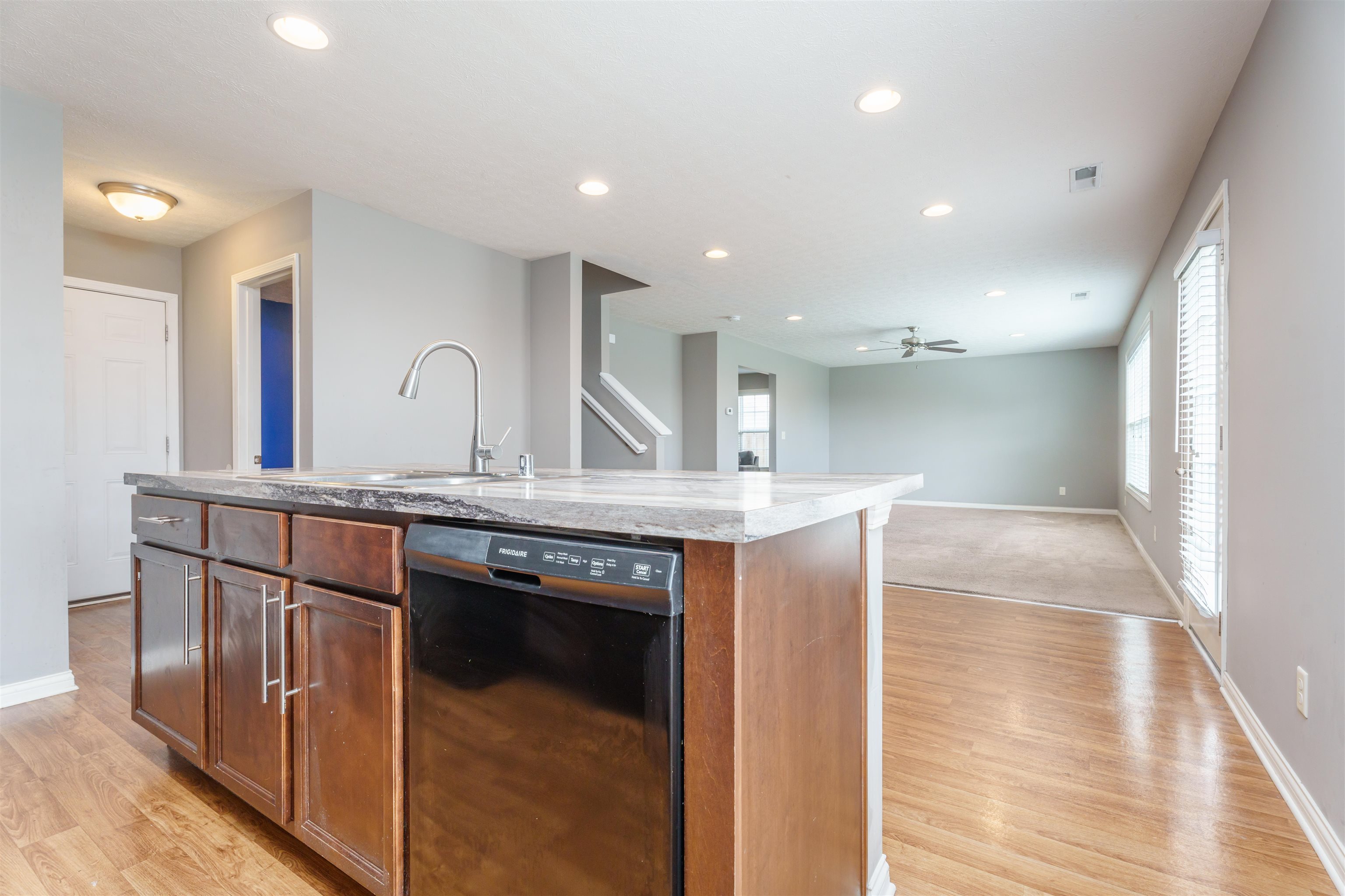 5530 Skyline Drive, Owensboro, Kentucky 42301, 4 Bedrooms Bedrooms, ,2 BathroomsBathrooms,Single Family Residence,For Sale,Skyline Drive,89344