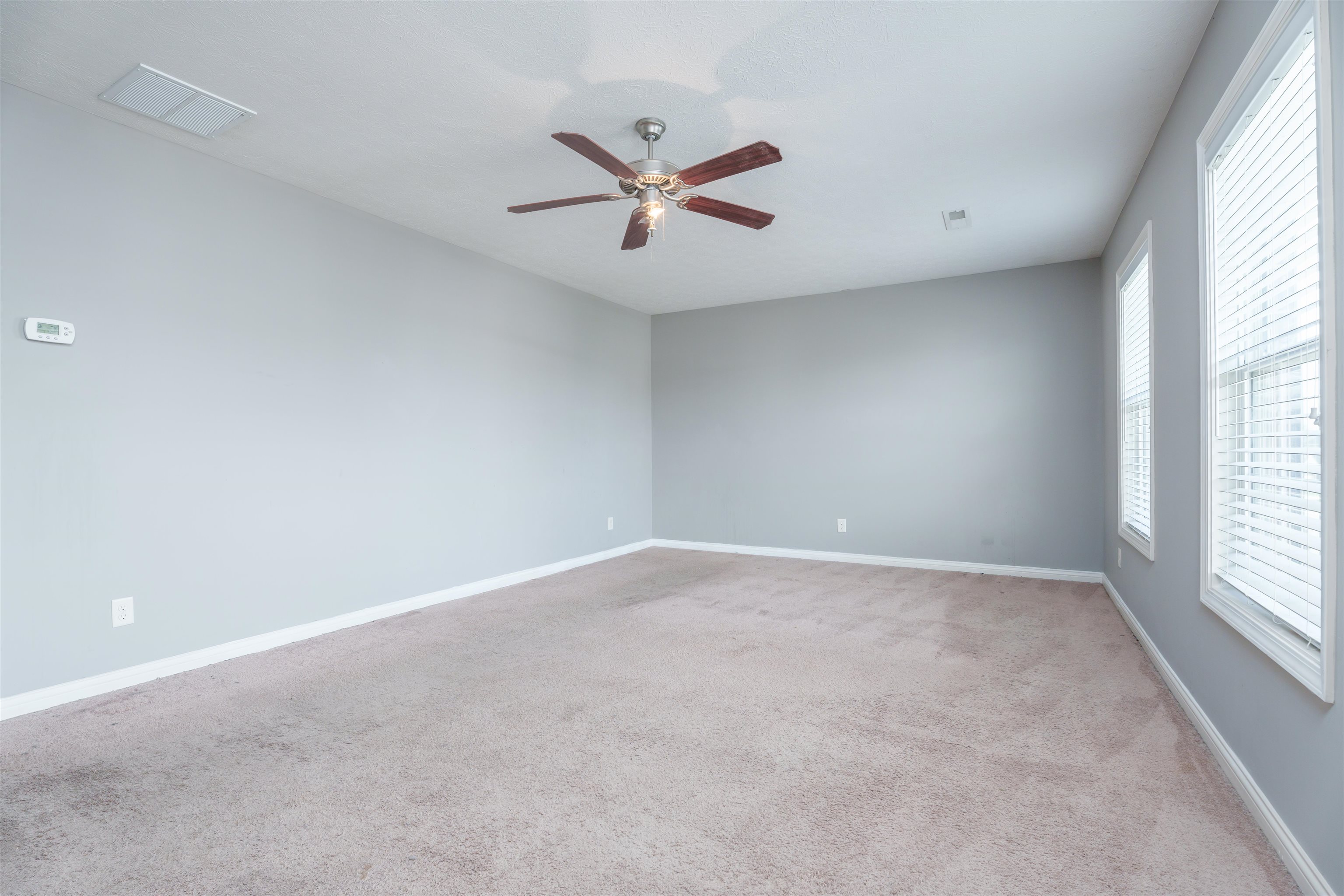 5530 Skyline Drive, Owensboro, Kentucky 42301, 4 Bedrooms Bedrooms, ,2 BathroomsBathrooms,Single Family Residence,For Sale,Skyline Drive,89344
