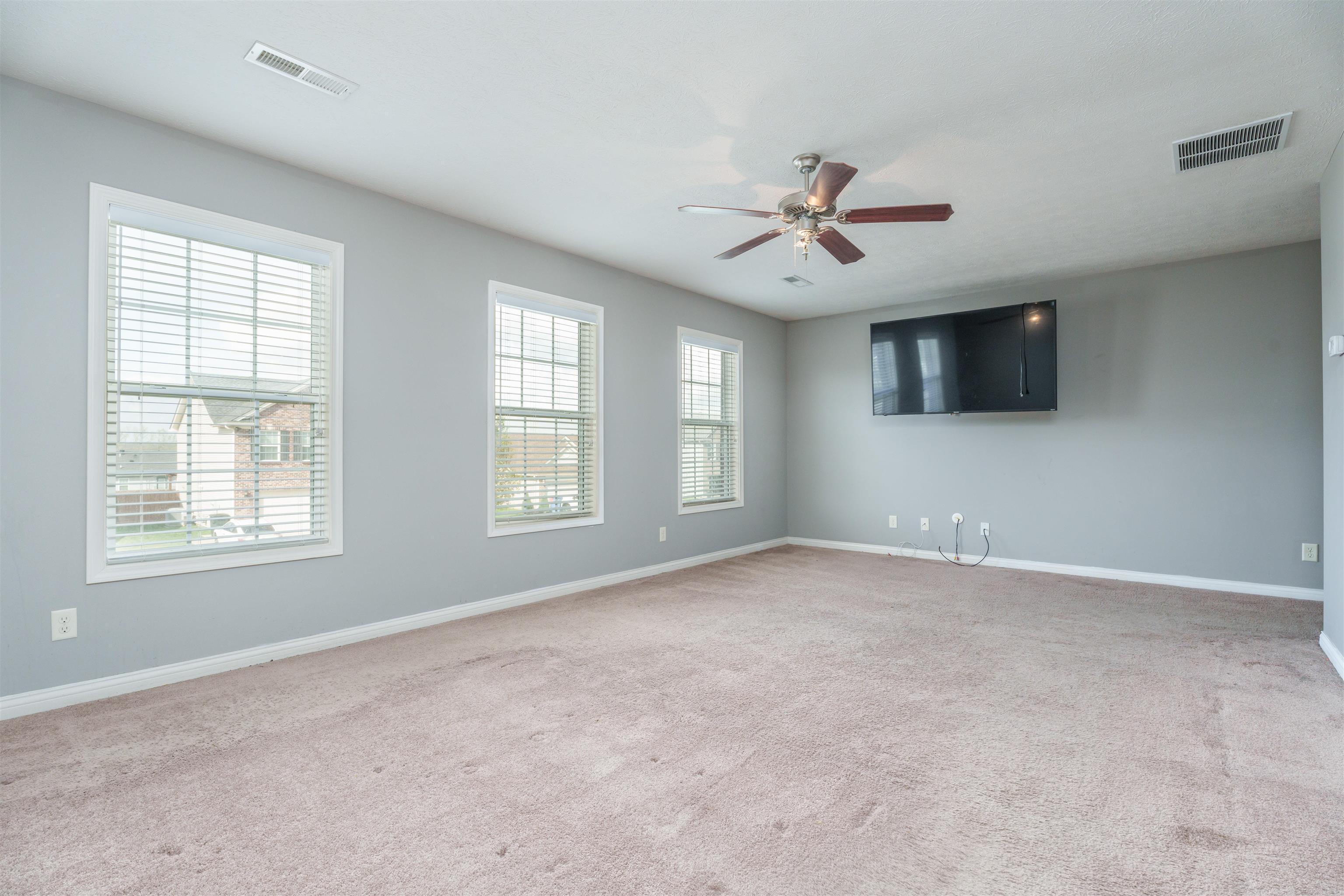 5530 Skyline Drive, Owensboro, Kentucky 42301, 4 Bedrooms Bedrooms, ,2 BathroomsBathrooms,Single Family Residence,For Sale,Skyline Drive,89344