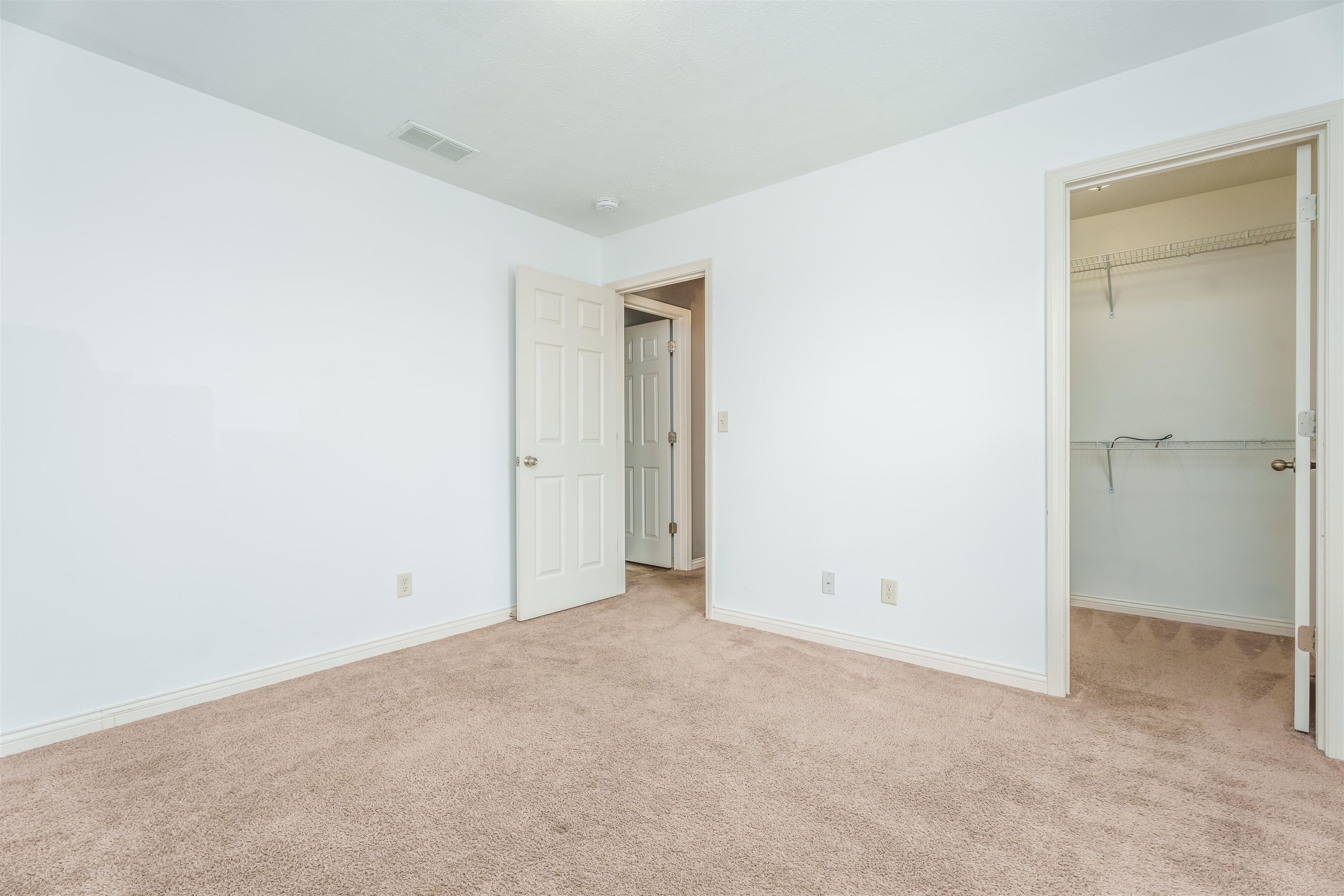 5530 Skyline Drive, Owensboro, Kentucky 42301, 4 Bedrooms Bedrooms, ,2 BathroomsBathrooms,Single Family Residence,For Sale,Skyline Drive,89344