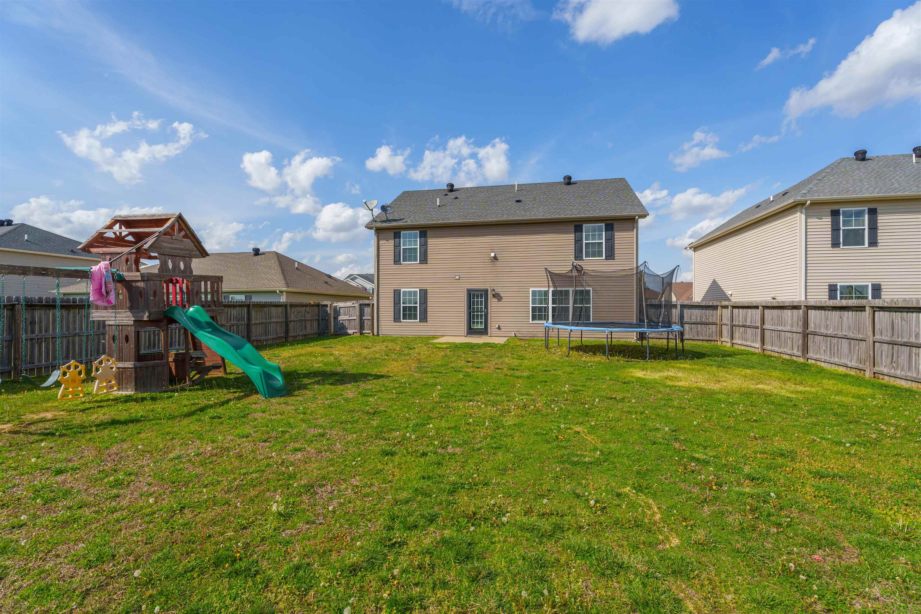 5530 Skyline Drive, Owensboro, Kentucky 42301, 4 Bedrooms Bedrooms, ,2 BathroomsBathrooms,Single Family Residence,For Sale,Skyline Drive,89344