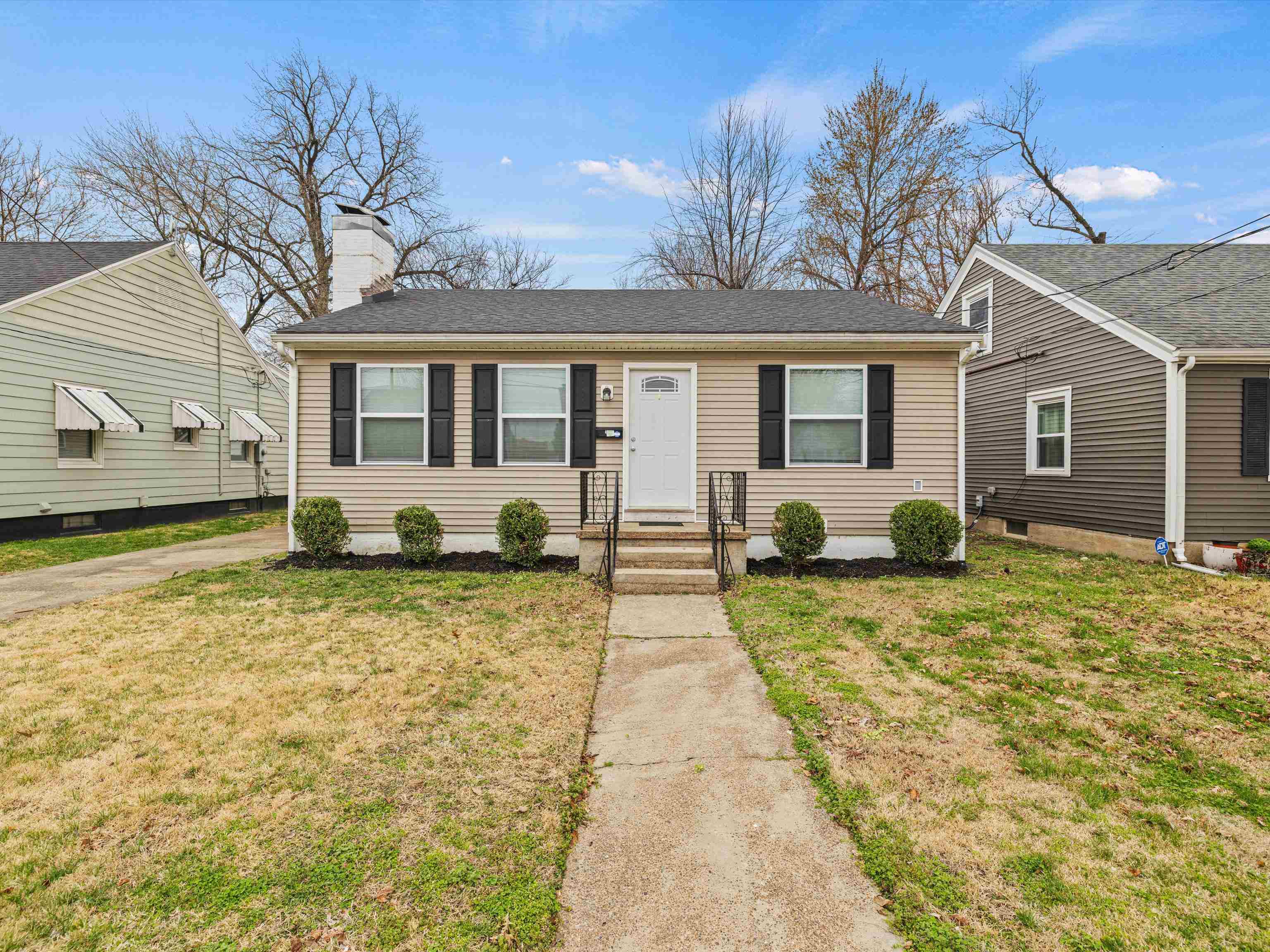 1010 19th St., Owensboro, Kentucky 42303, 3 Bedrooms Bedrooms, ,1 BathroomBathrooms,Single Family Residence,For Sale,19th St.,89353