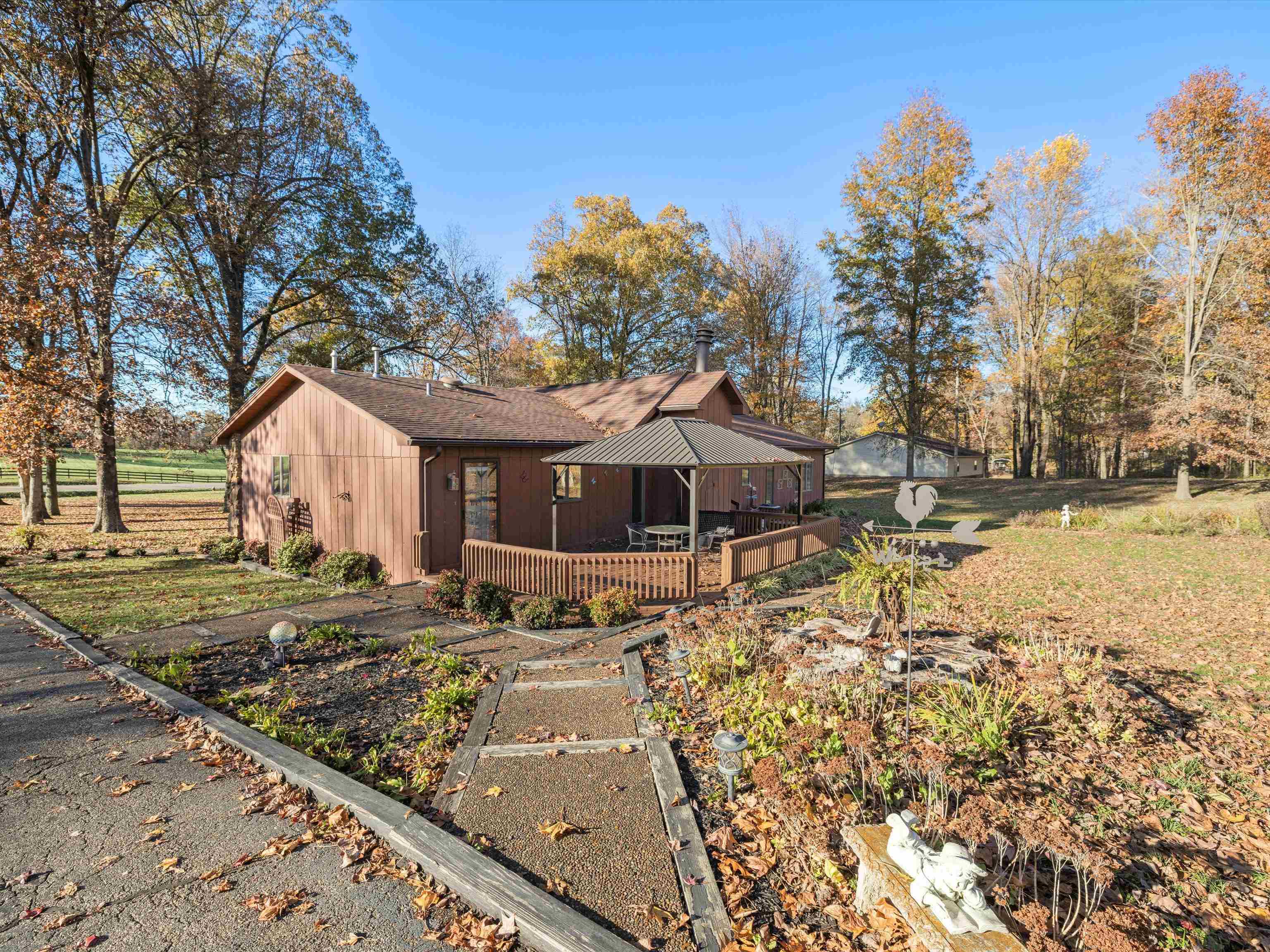 5044 State Route 142, Philpot, Kentucky 42366, 3 Bedrooms Bedrooms, ,2 BathroomsBathrooms,Single Family Residence,For Sale,State Route 142,89359