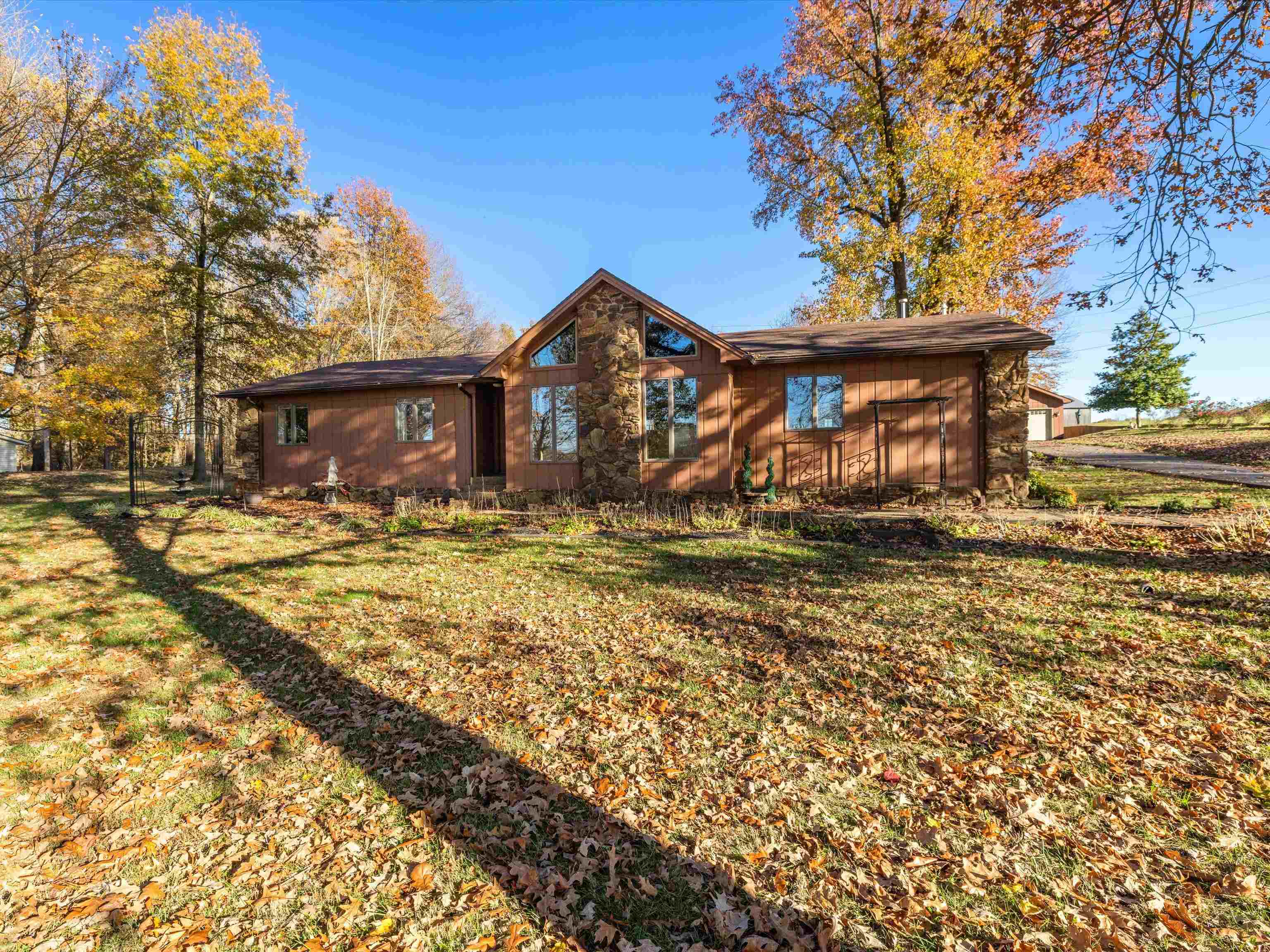 5044 State Route 142, Philpot, Kentucky 42366, 3 Bedrooms Bedrooms, ,2 BathroomsBathrooms,Single Family Residence,For Sale,State Route 142,89359