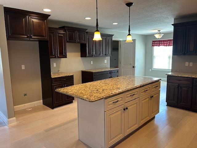 767 Gainesway Dr, Madisonville, Kentucky 42431, 3 Bedrooms Bedrooms, ,2 BathroomsBathrooms,Single Family Residence,For Sale,Gainesway Dr,89360