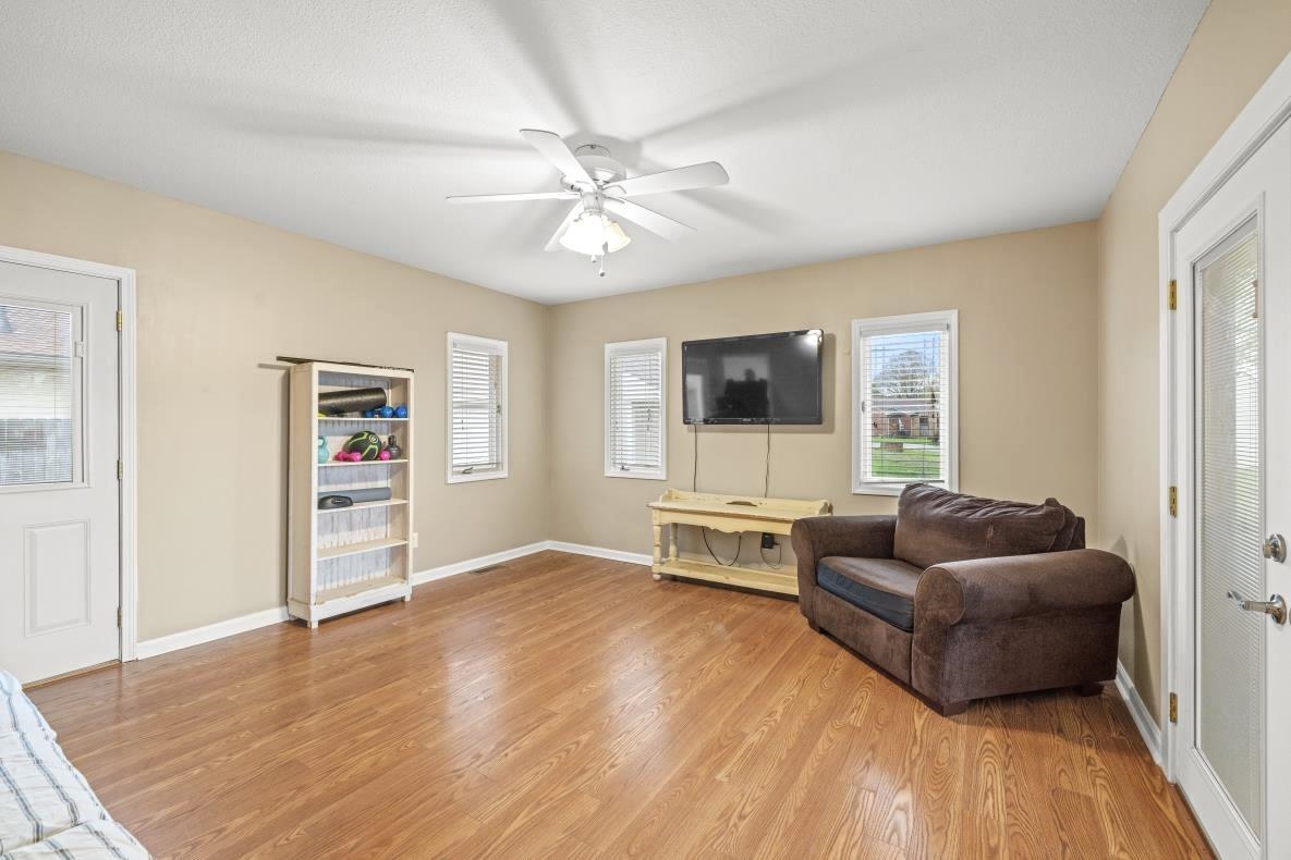 3601 Lewis Lane, Owensboro, Kentucky 42301, 3 Bedrooms Bedrooms, ,2 BathroomsBathrooms,Single Family Residence,For Sale,Lewis Lane,89367