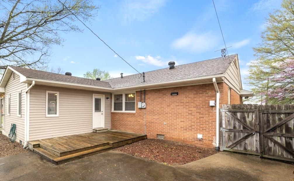 3601 Lewis Lane, Owensboro, Kentucky 42301, 3 Bedrooms Bedrooms, ,2 BathroomsBathrooms,Single Family Residence,For Sale,Lewis Lane,89367