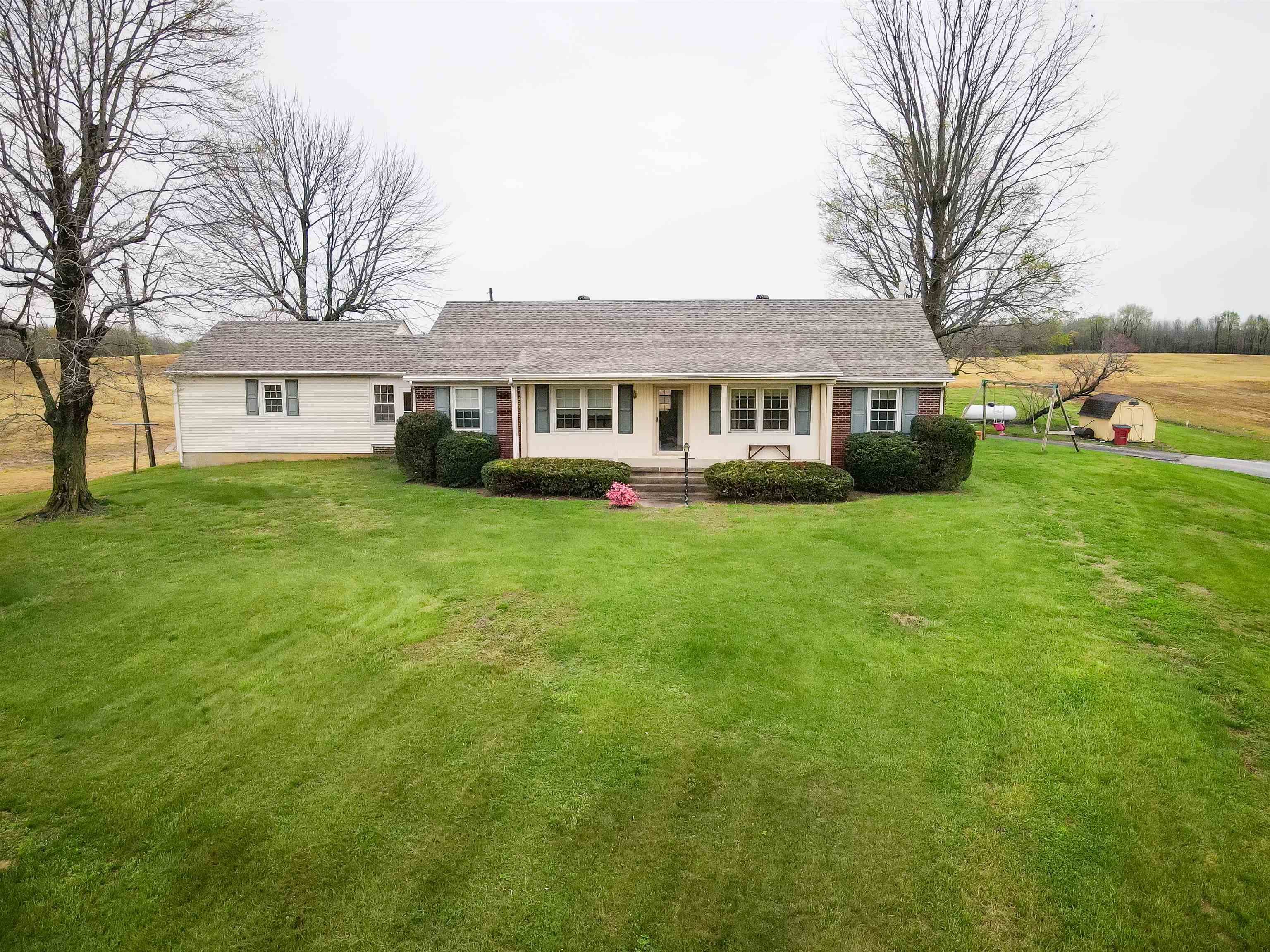 5858 KY 140, Calhoun, Kentucky 42327, 3 Bedrooms Bedrooms, ,2 BathroomsBathrooms,Single Family Residence,For Sale,KY 140,89372