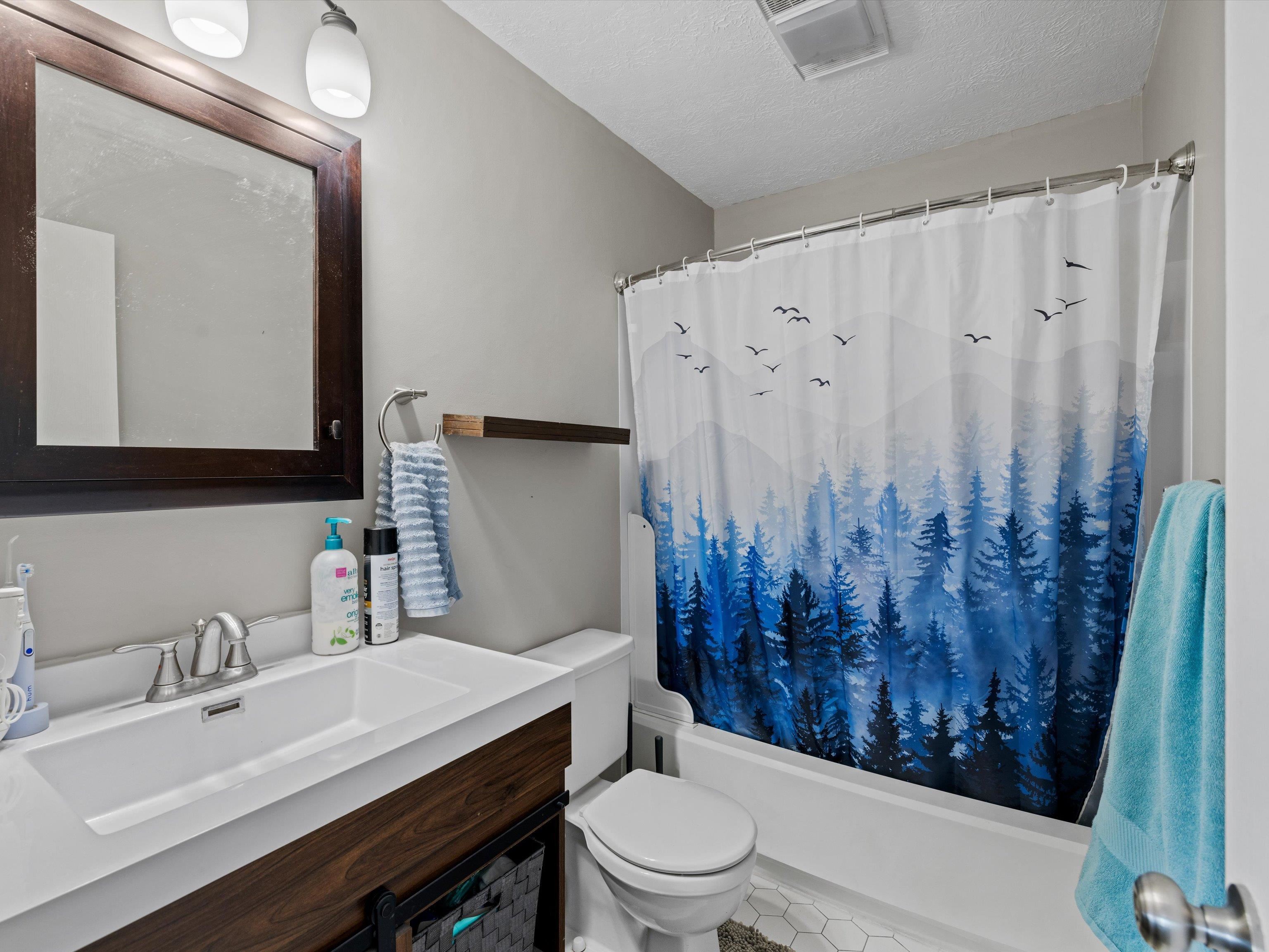3517 Roundtable Loop, Owensboro, Kentucky 42303, 3 Bedrooms Bedrooms, ,2 BathroomsBathrooms,Single Family Residence,For Sale,Roundtable Loop,89374
