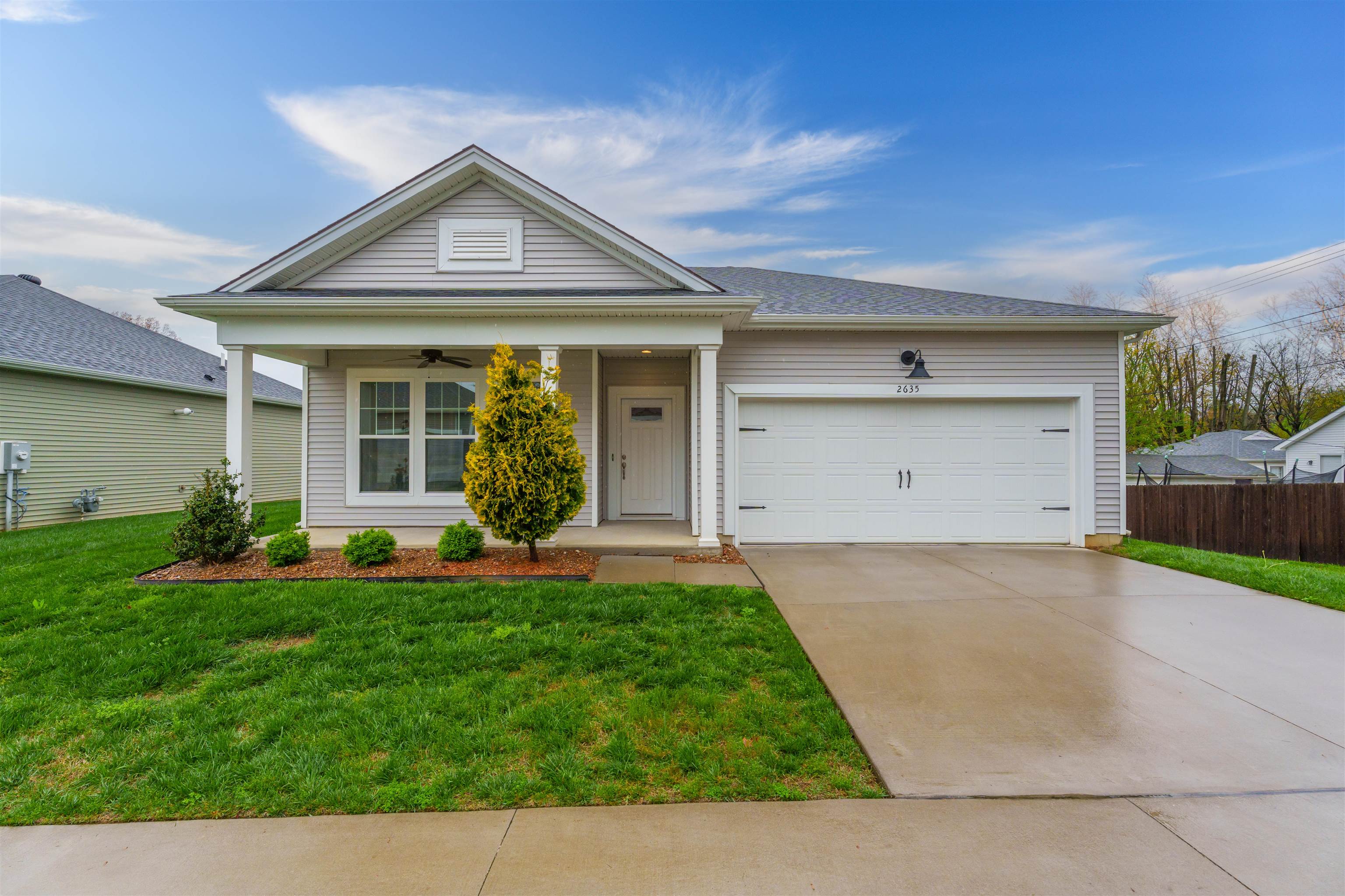 2635 Central Park Ct, Owensboro, Kentucky 42303, 2 Bedrooms Bedrooms, ,2 BathroomsBathrooms,Single Family Residence,For Sale,Central Park Ct,89378