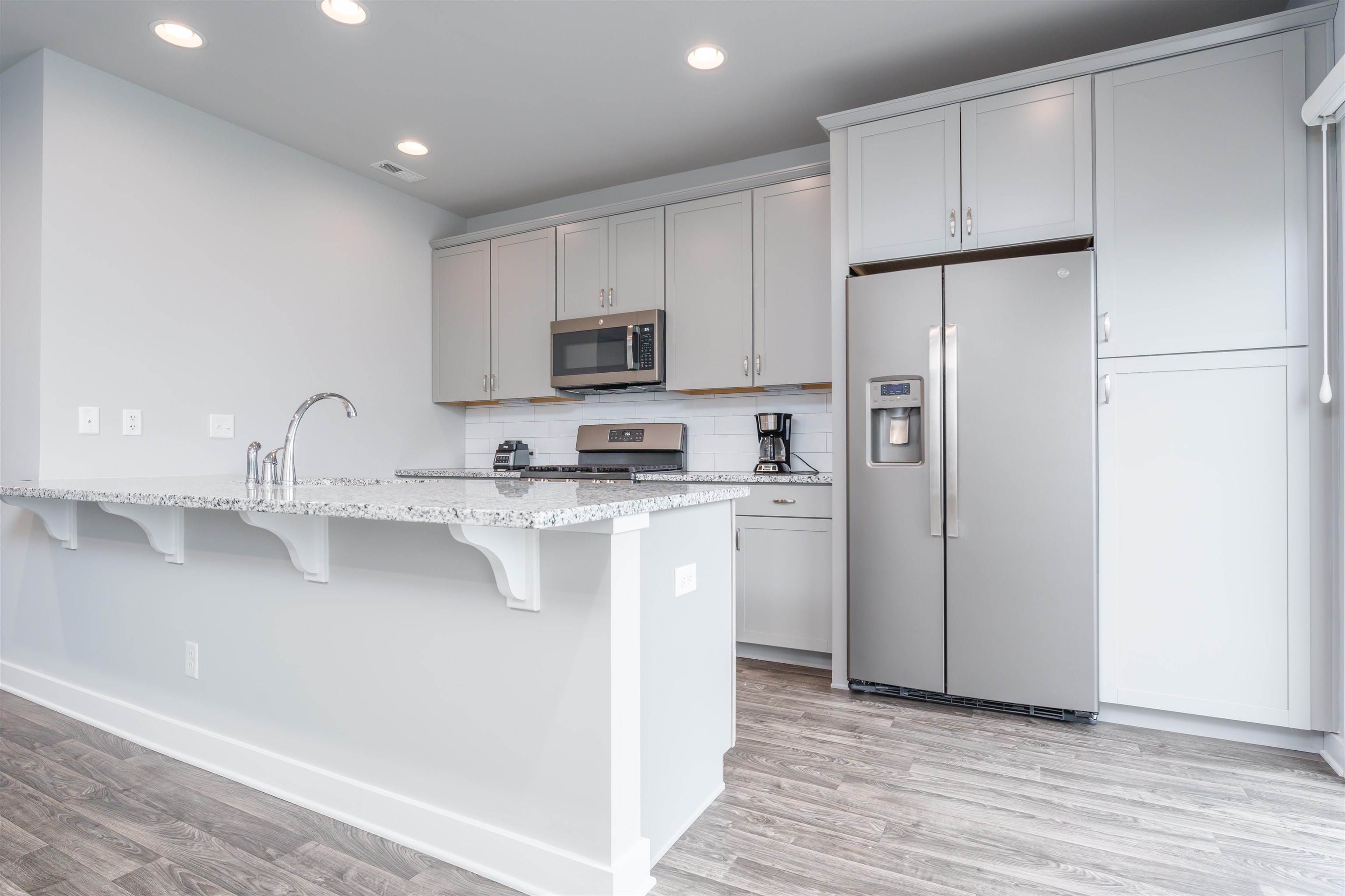 2635 Central Park Ct, Owensboro, Kentucky 42303, 2 Bedrooms Bedrooms, ,2 BathroomsBathrooms,Single Family Residence,For Sale,Central Park Ct,89378