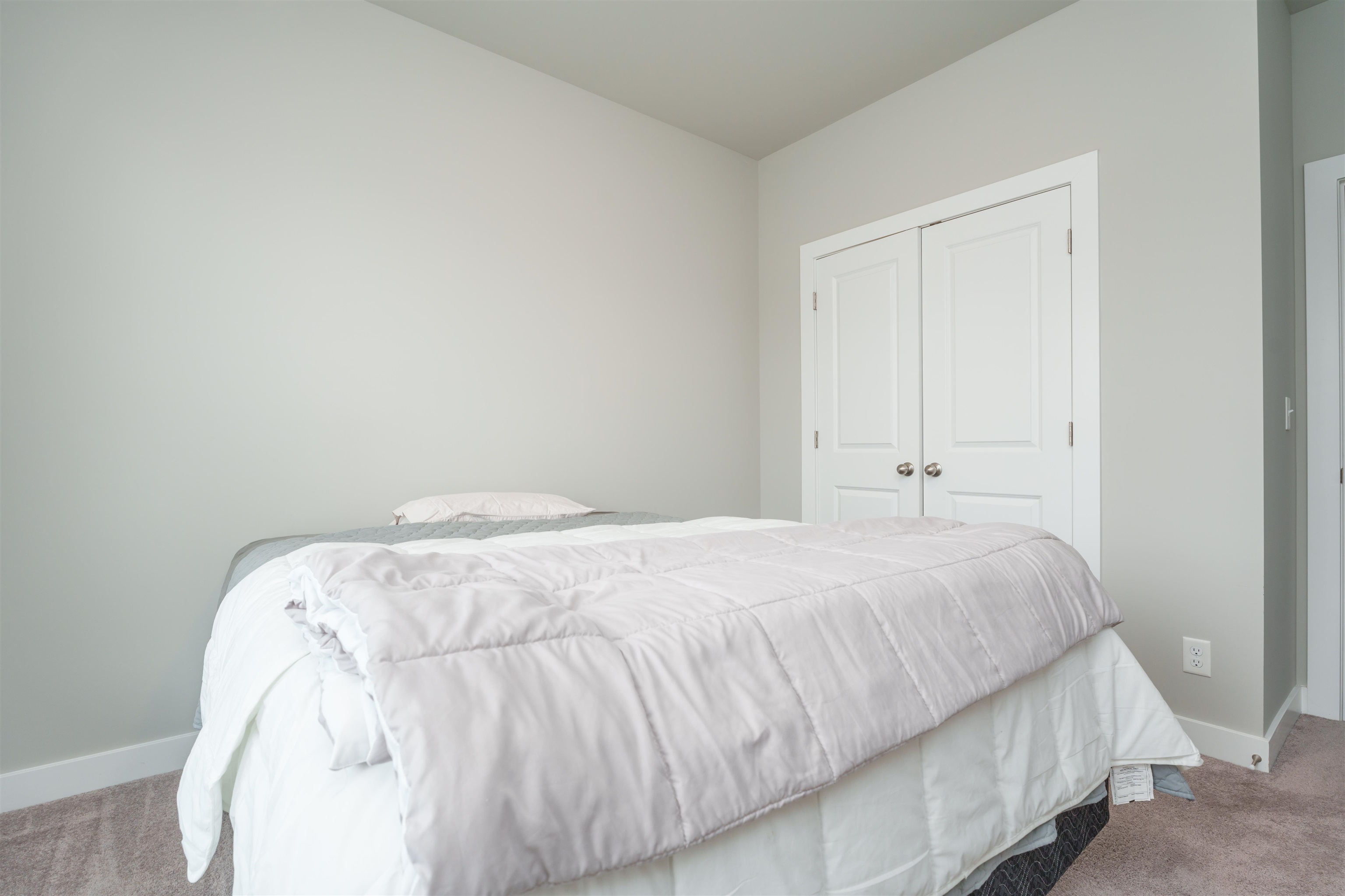 2635 Central Park Ct, Owensboro, Kentucky 42303, 2 Bedrooms Bedrooms, ,2 BathroomsBathrooms,Single Family Residence,For Sale,Central Park Ct,89378