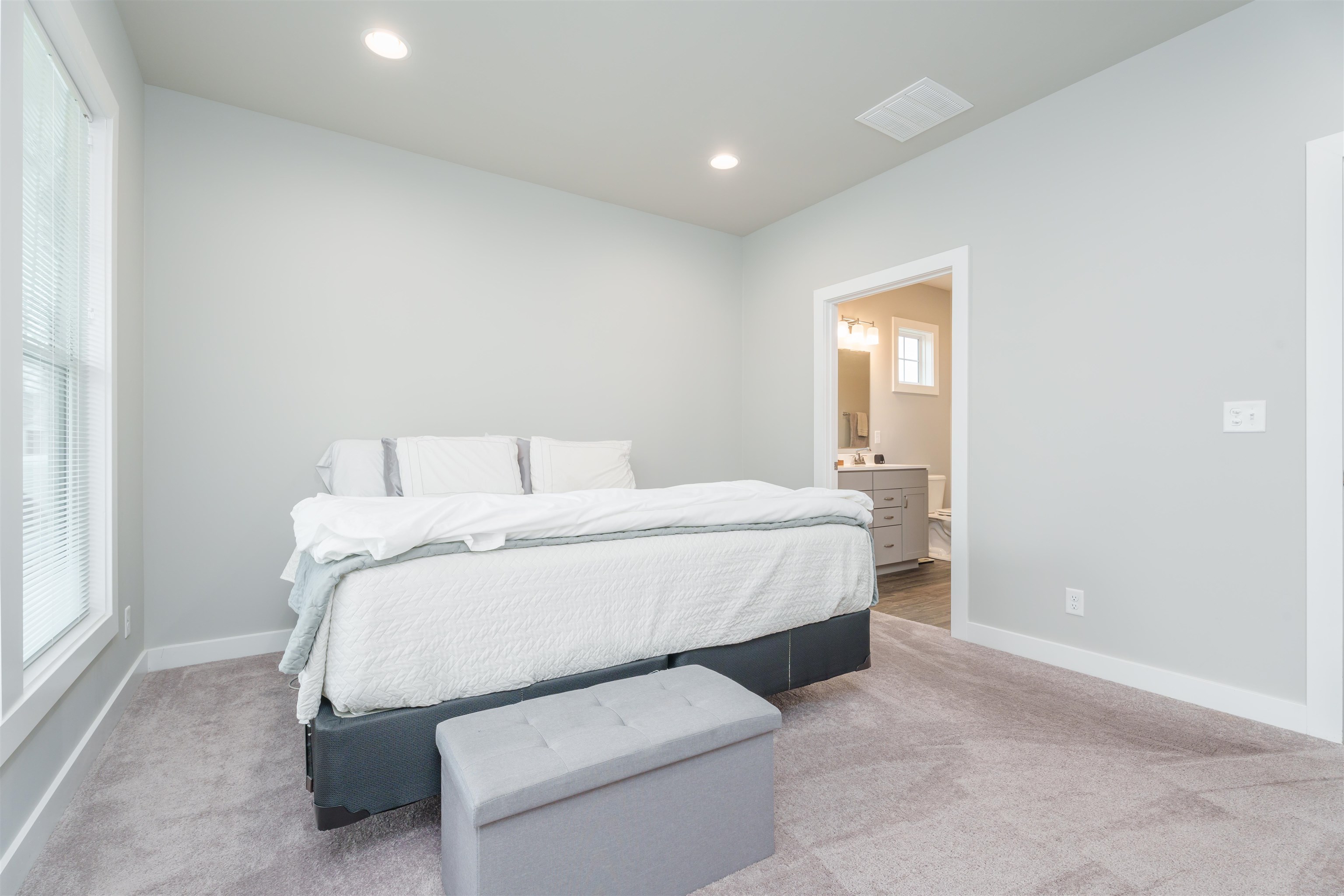 2635 Central Park Ct, Owensboro, Kentucky 42303, 2 Bedrooms Bedrooms, ,2 BathroomsBathrooms,Single Family Residence,For Sale,Central Park Ct,89378