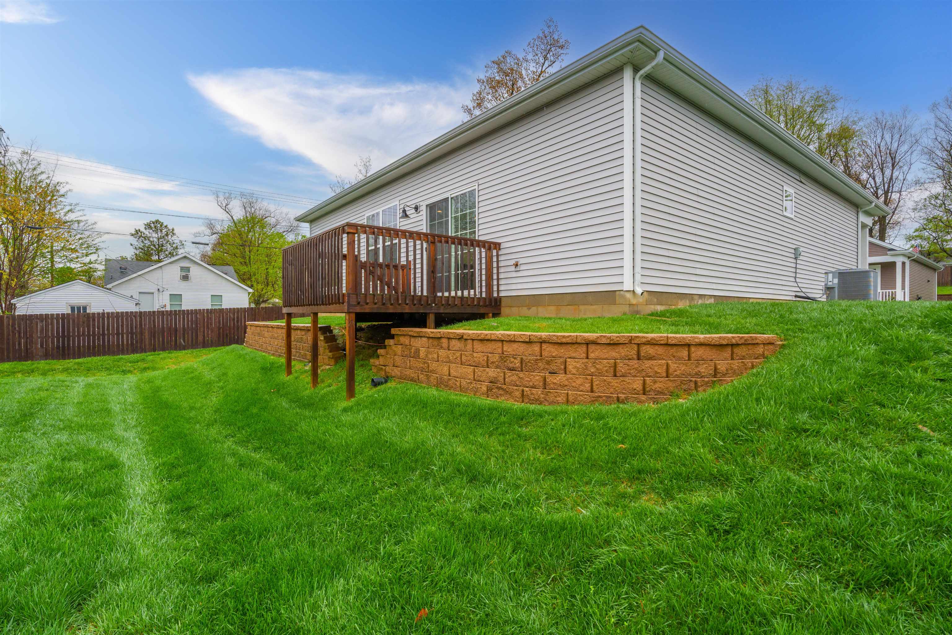 2635 Central Park Ct, Owensboro, Kentucky 42303, 2 Bedrooms Bedrooms, ,2 BathroomsBathrooms,Single Family Residence,For Sale,Central Park Ct,89378