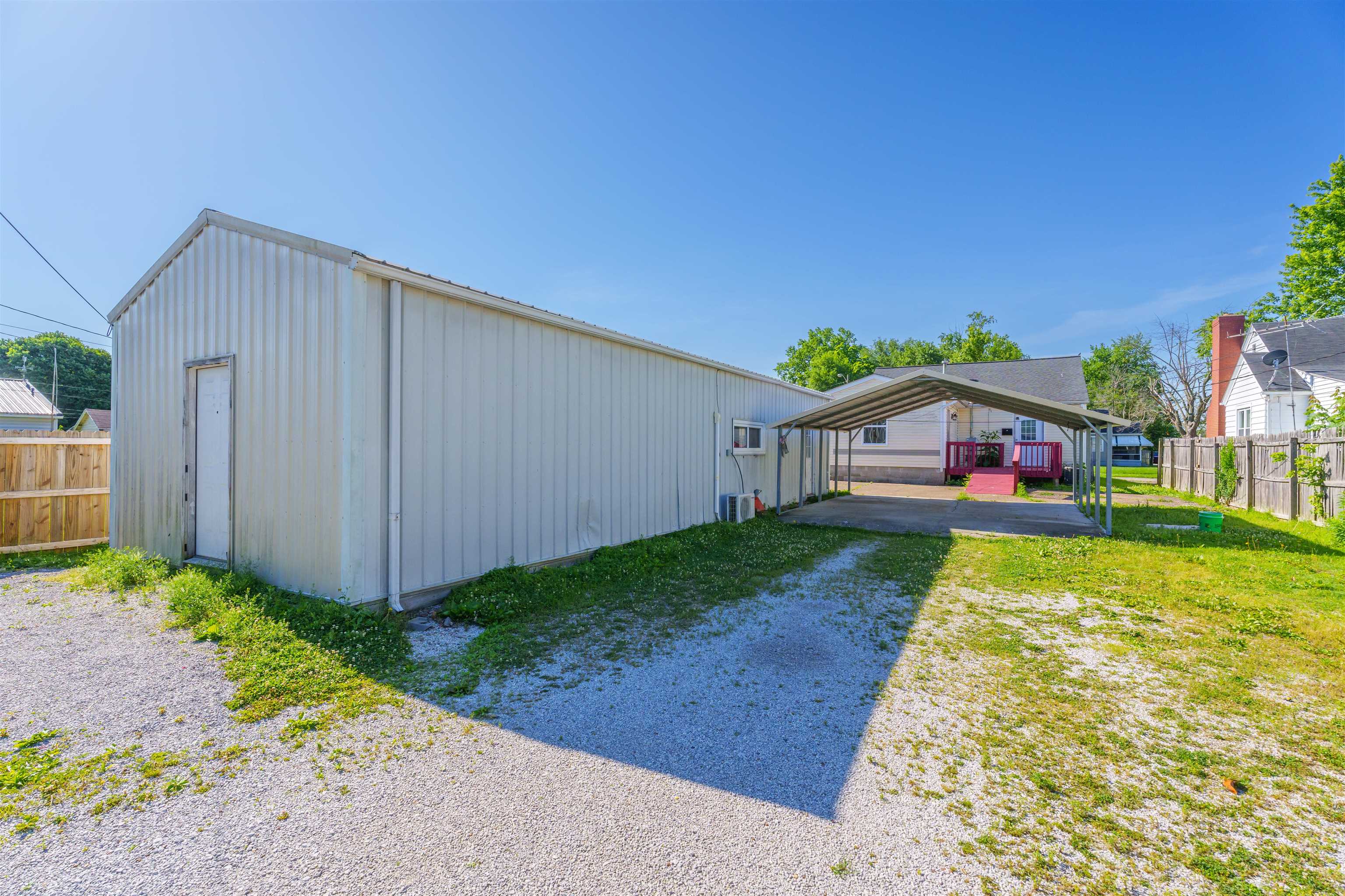 505 24th Street, Owensboro, Kentucky 42303, 3 Bedrooms Bedrooms, ,2 BathroomsBathrooms,Single Family Residence,For Sale,24th Street,89383