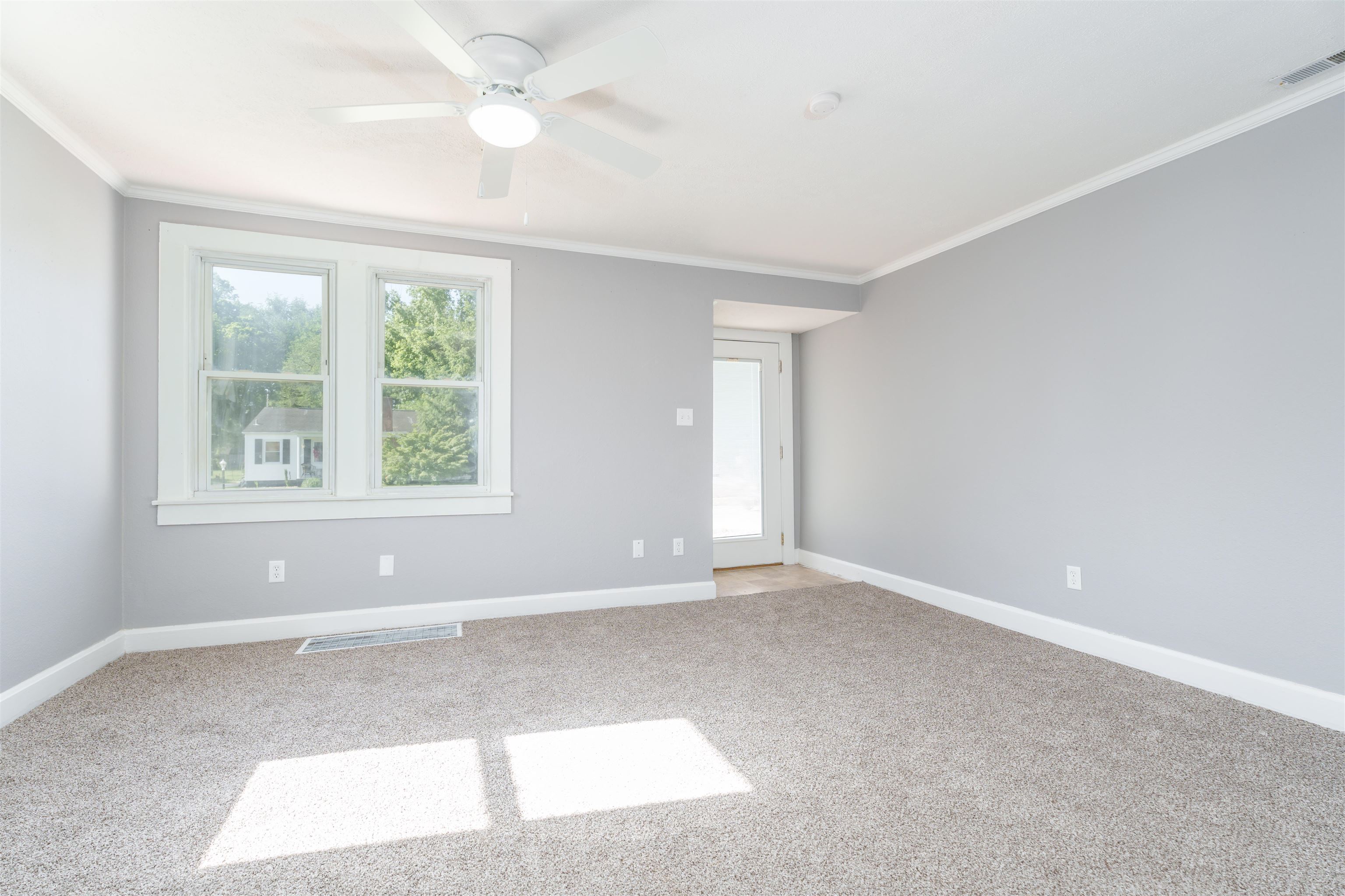 505 24th Street, Owensboro, Kentucky 42303, 3 Bedrooms Bedrooms, ,2 BathroomsBathrooms,Single Family Residence,For Sale,24th Street,89383