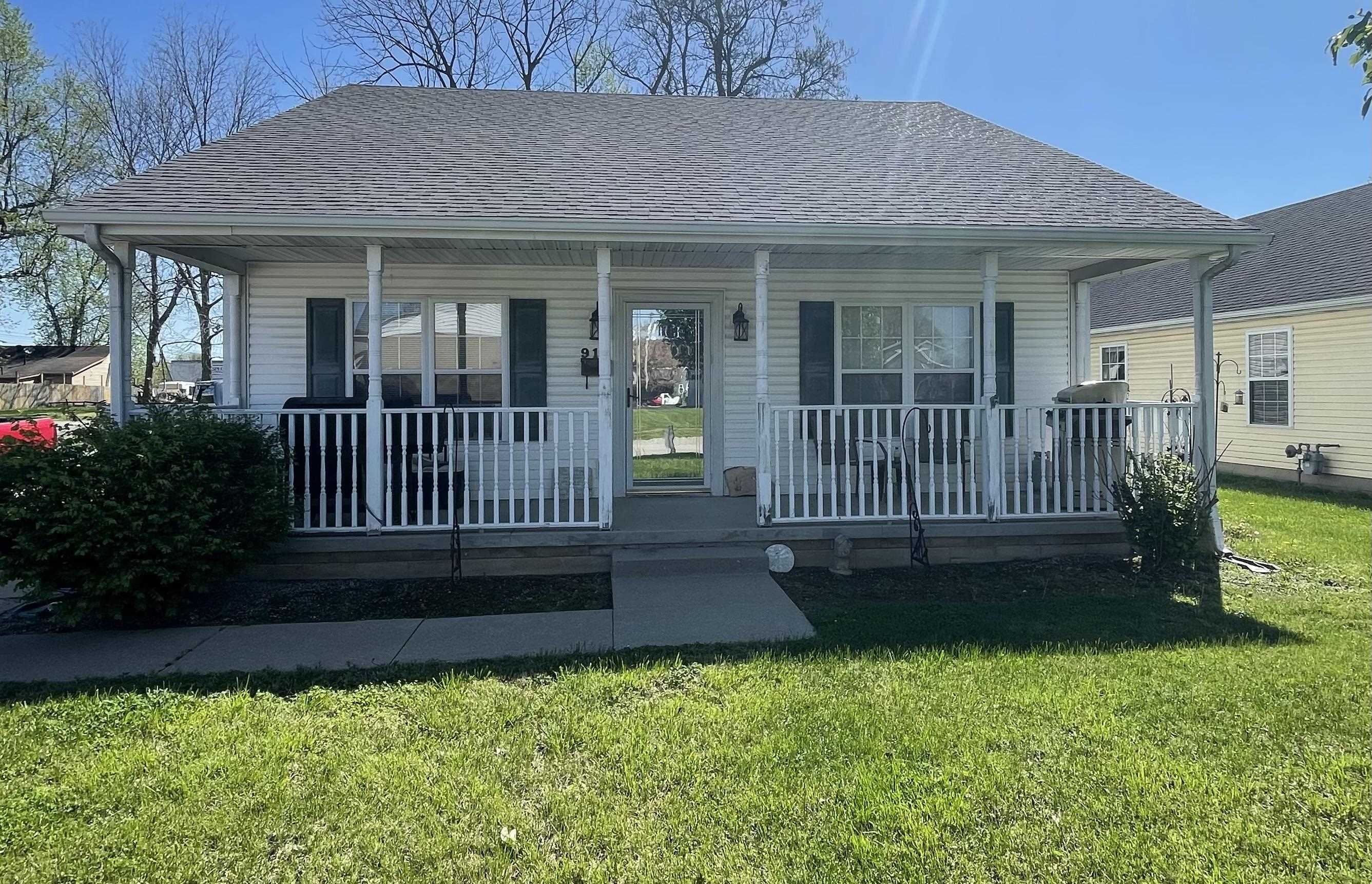 919 Oglesby Street, Owensboro, Kentucky 42303, 3 Bedrooms Bedrooms, ,2 BathroomsBathrooms,Single Family Residence,For Sale,Oglesby Street,89392
