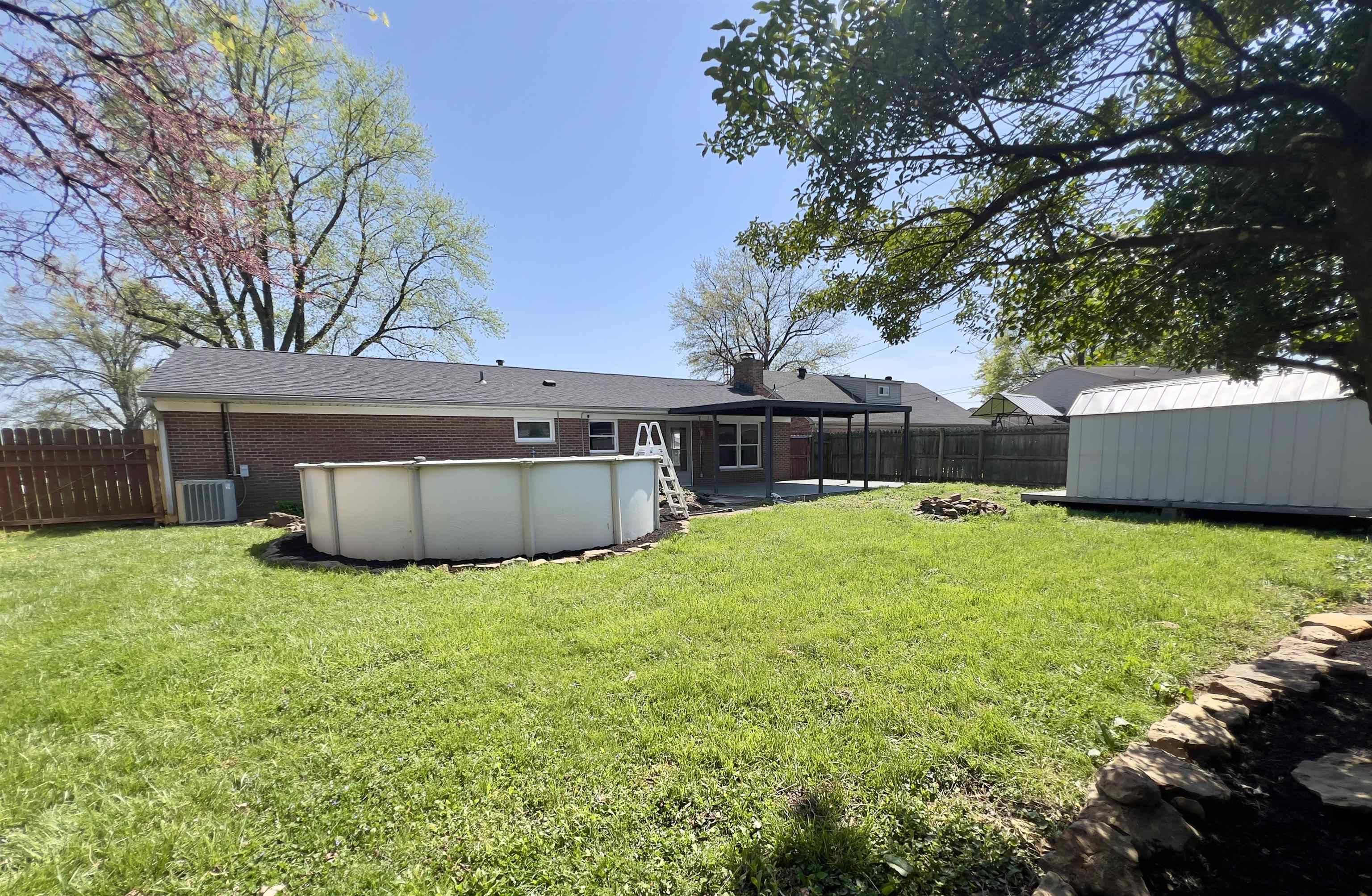 2225 Middleground Dr., Owensboro, Kentucky 42303, 3 Bedrooms Bedrooms, ,2 BathroomsBathrooms,Single Family Residence,For Sale,Middleground Dr.,89394