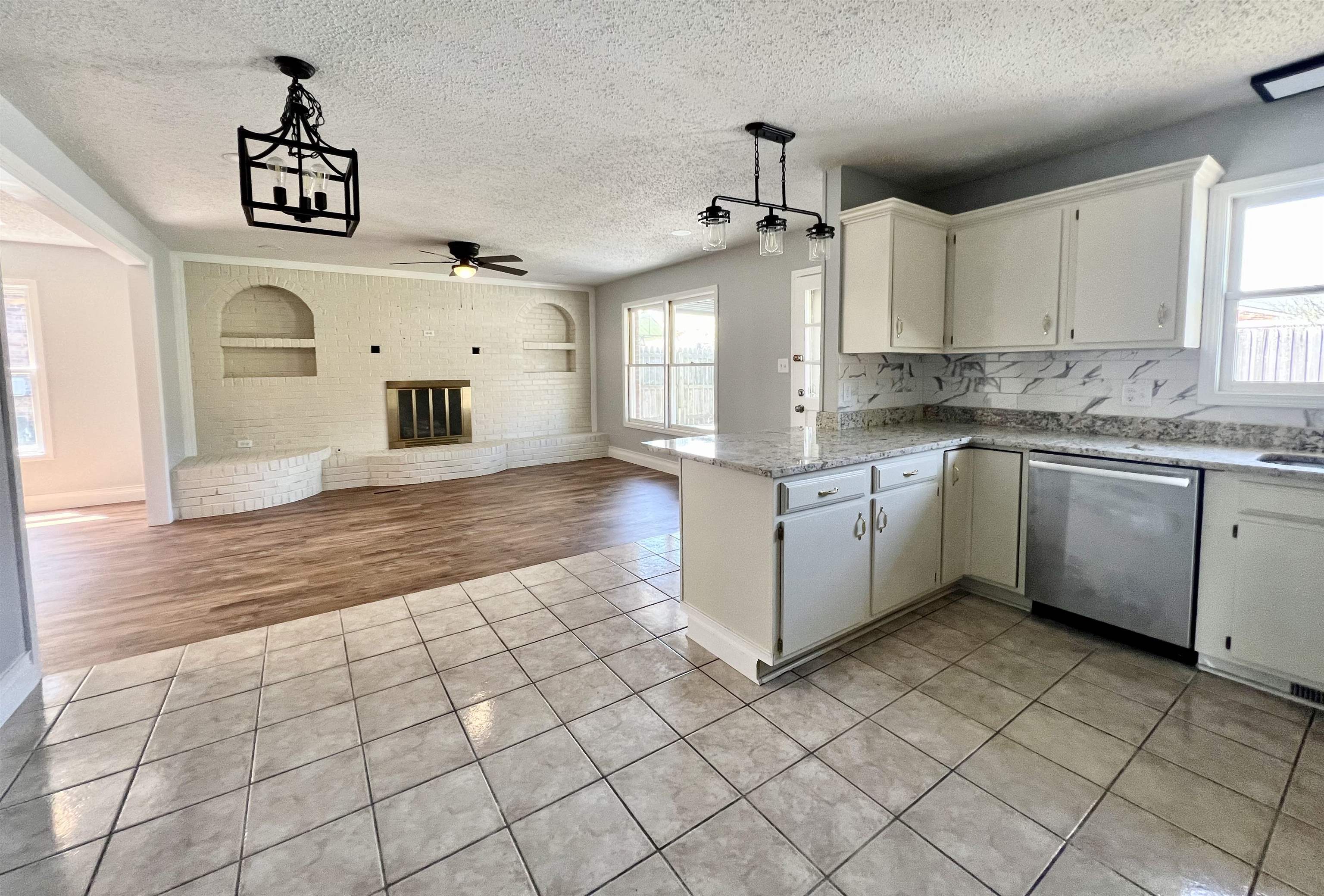 2225 Middleground Dr., Owensboro, Kentucky 42303, 3 Bedrooms Bedrooms, ,2 BathroomsBathrooms,Single Family Residence,For Sale,Middleground Dr.,89394