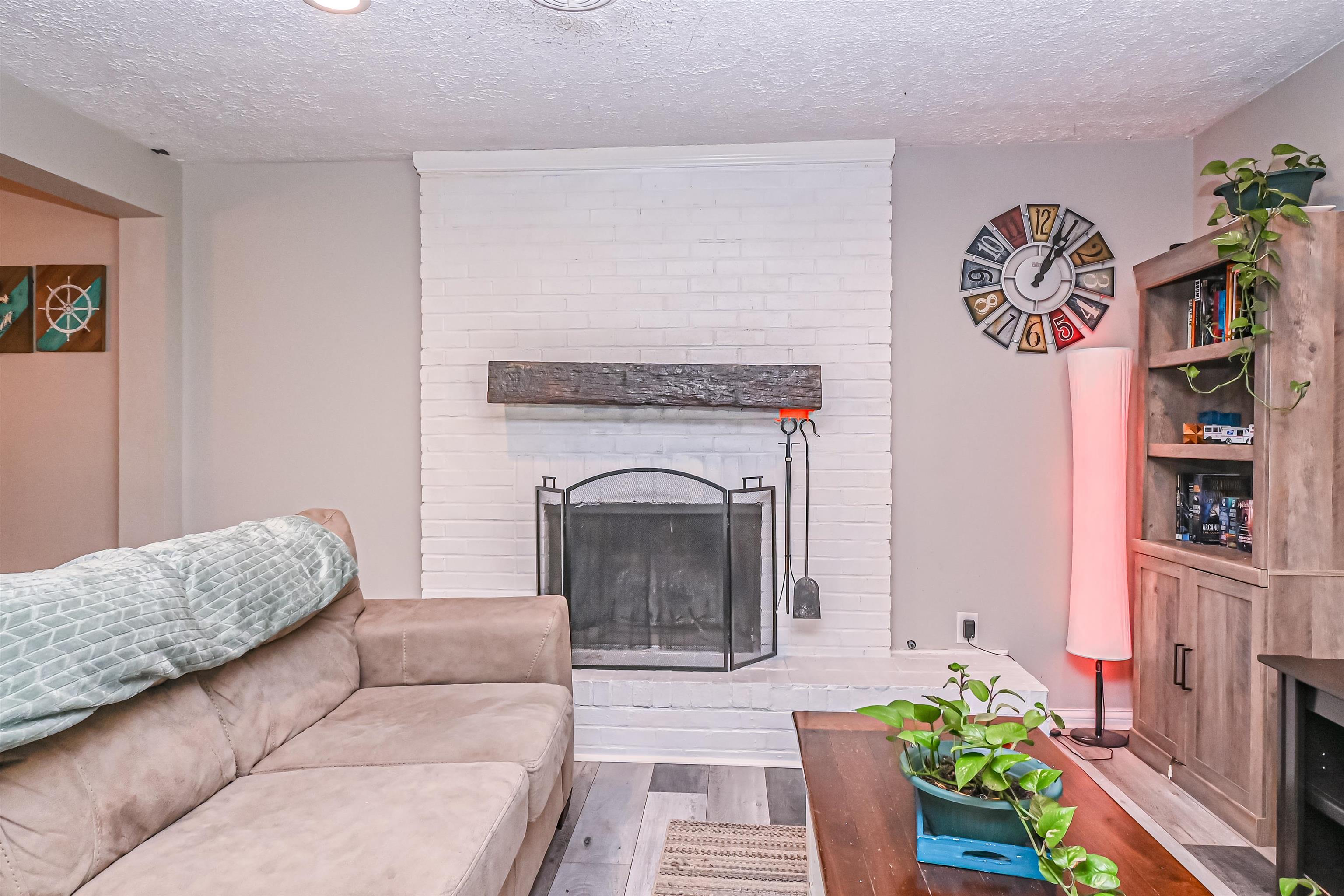 1925 Gunston Place, Owensboro, Kentucky 42303, 3 Bedrooms Bedrooms, ,1 BathroomBathrooms,Ranch,For Sale,Gunston Place,89419