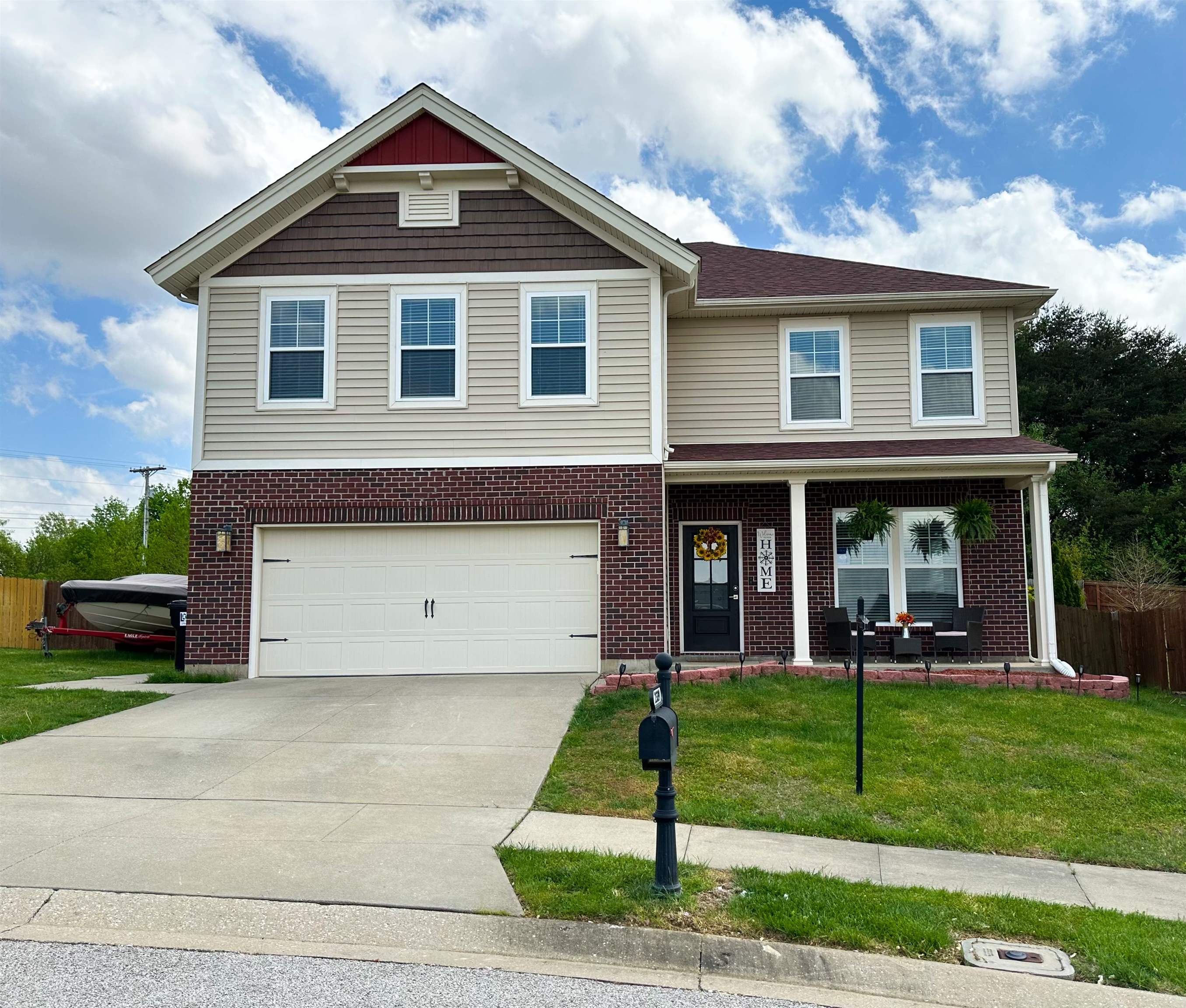 2339 Blossom Ct, Utica, Kentucky 42376, 3 Bedrooms Bedrooms, ,2 BathroomsBathrooms,Single Family Residence,For Sale,Blossom Ct,89432