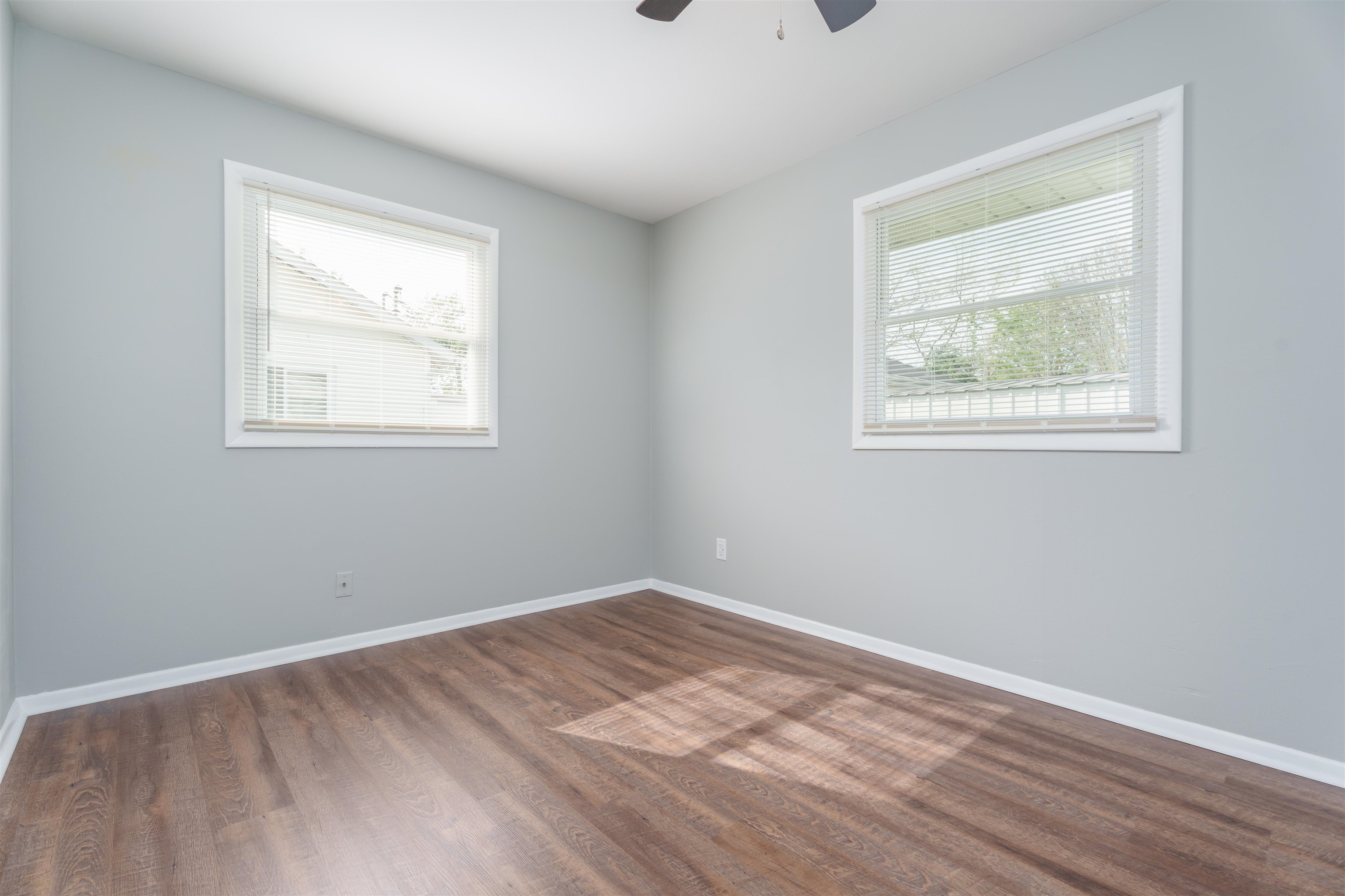 521 Tampa Drive, Owensboro, Kentucky 42303, 3 Bedrooms Bedrooms, ,1 BathroomBathrooms,Single Family Residence,For Sale,Tampa Drive,89439